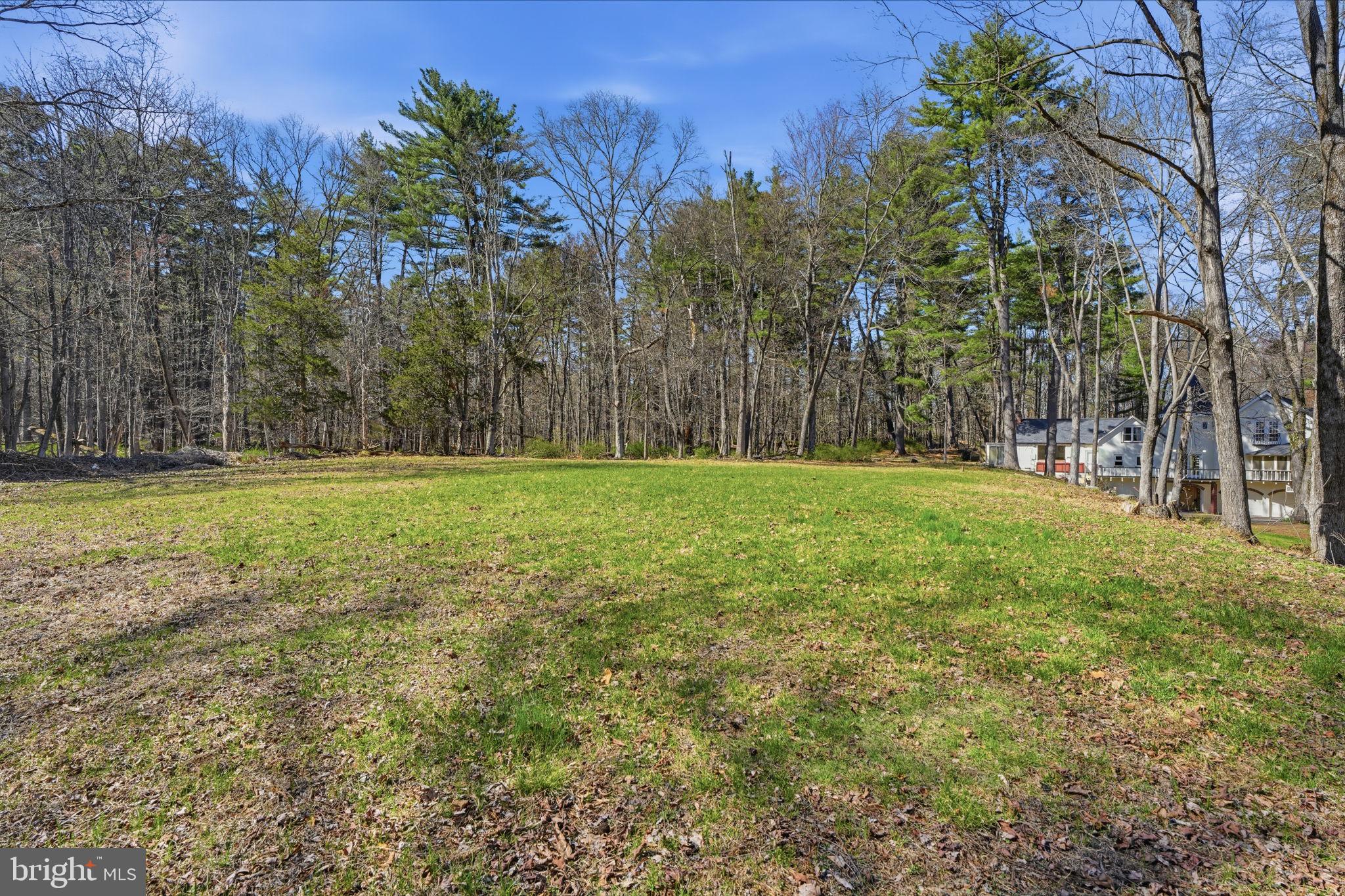 STROUDSBURG - Residential