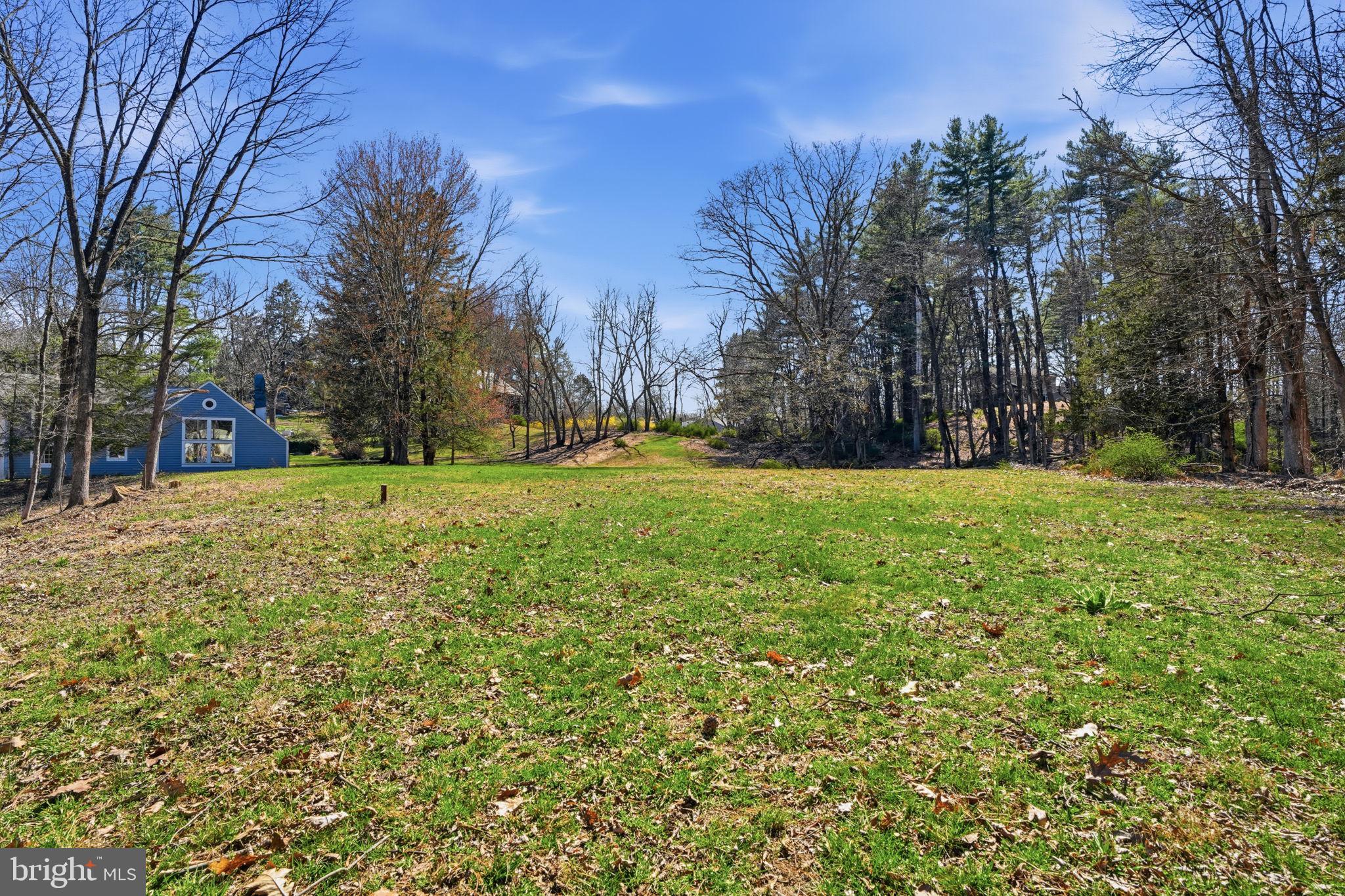 STROUDSBURG - Residential