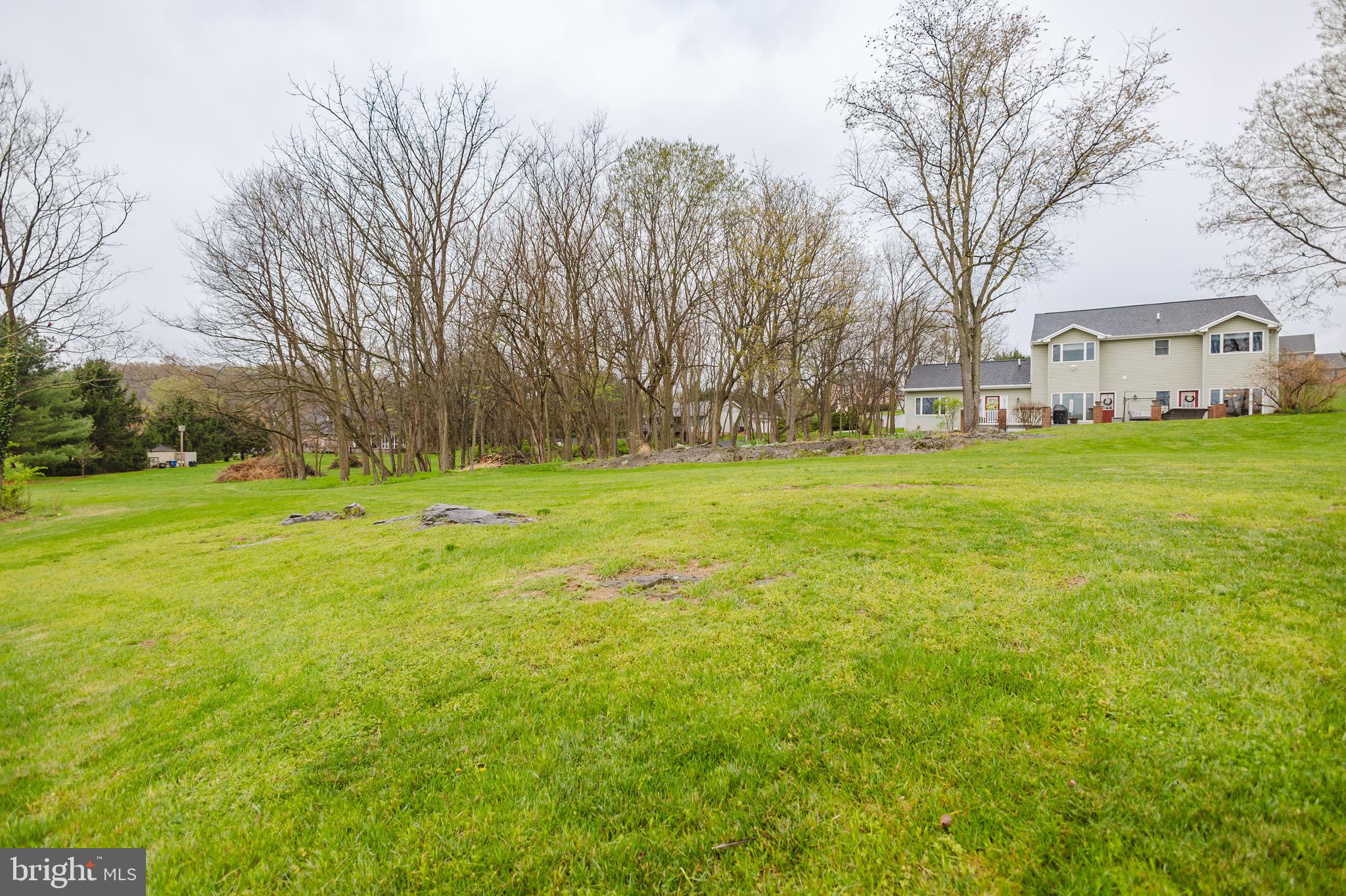 WINFIELD - Residential