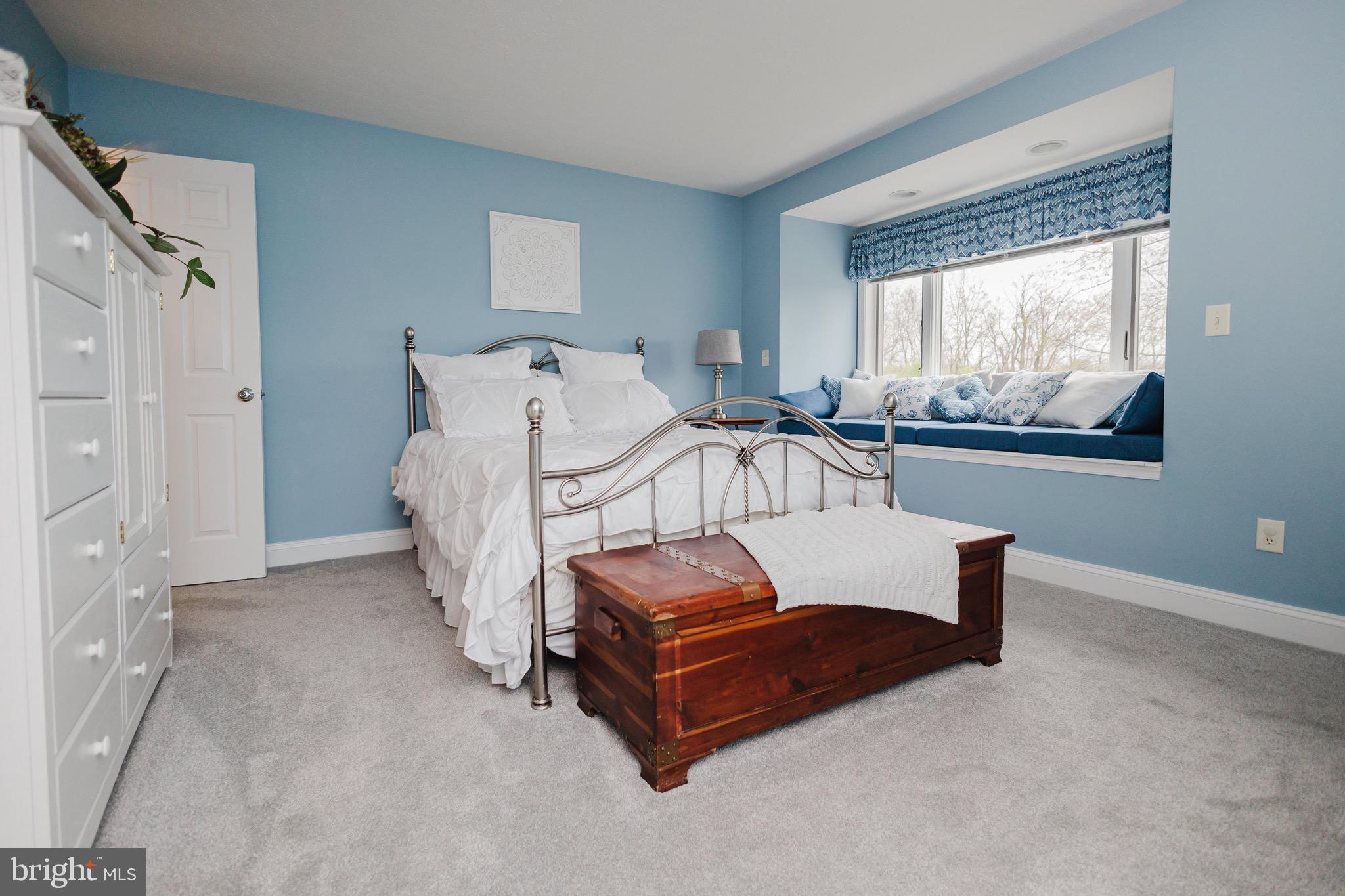 WINFIELD - Residential