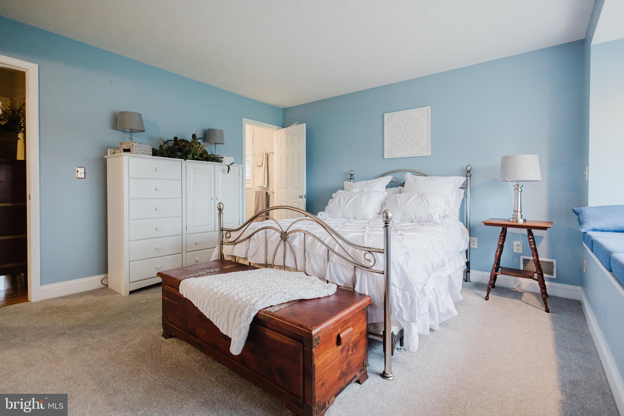 WINFIELD - Residential