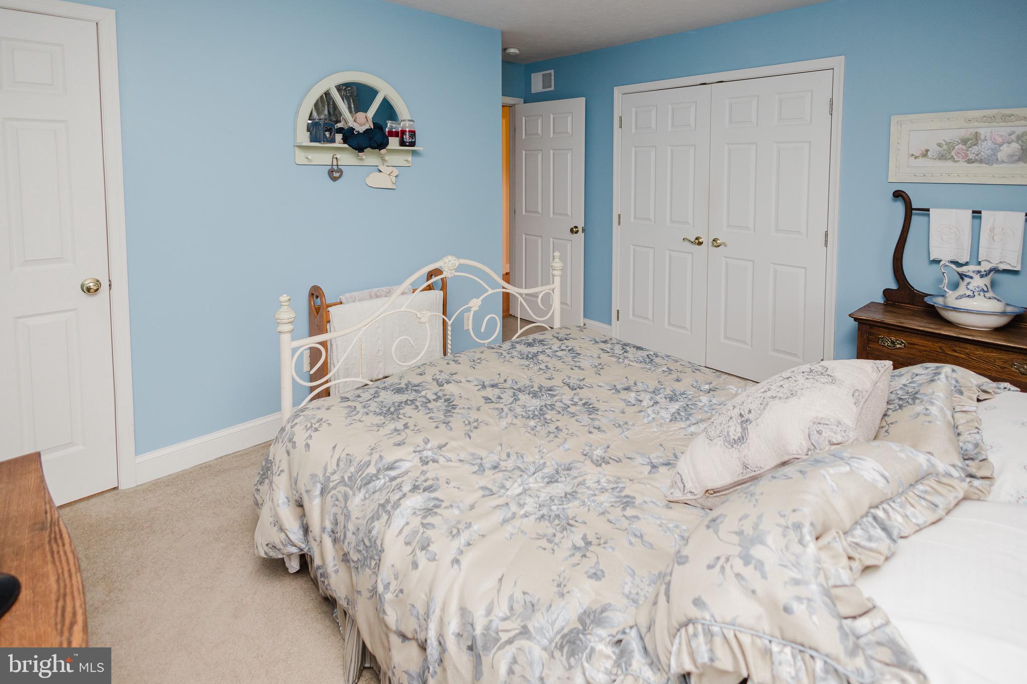 WINFIELD - Residential