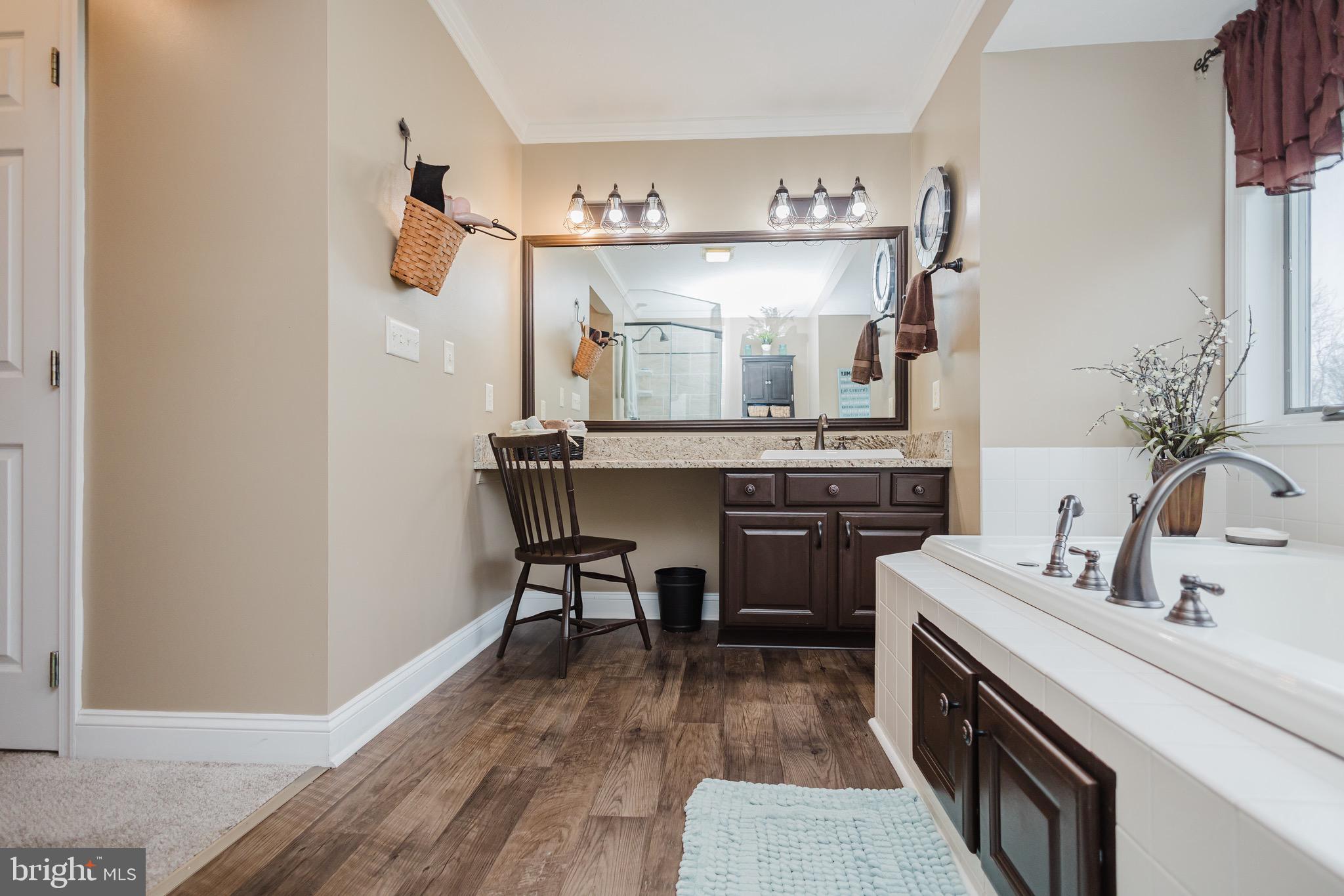 WINFIELD - Residential