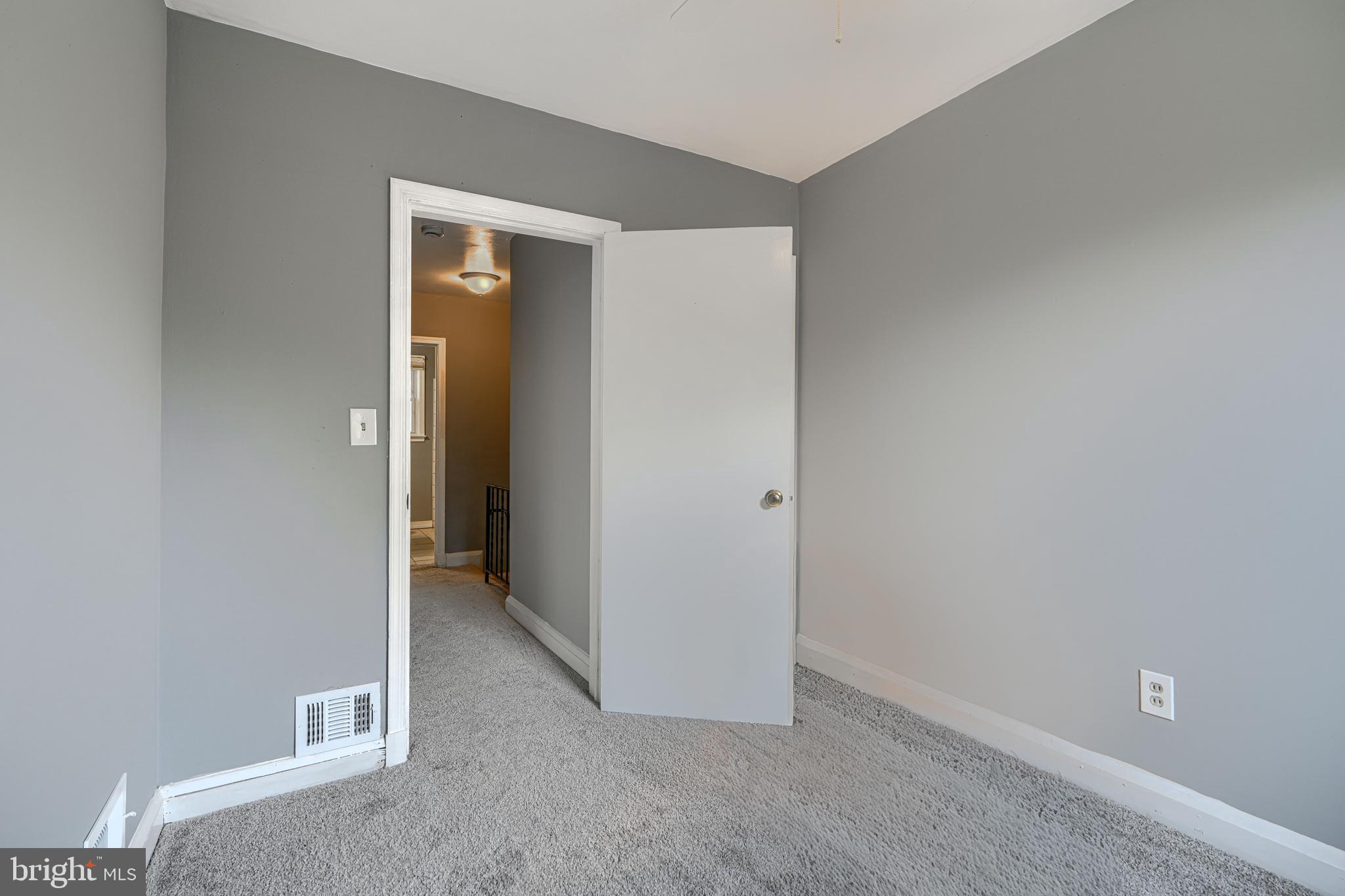 HAMILTON - Residential