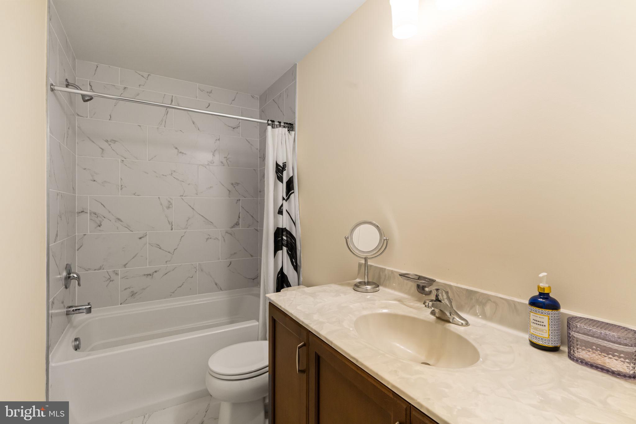 OAK RIDGE - Residential