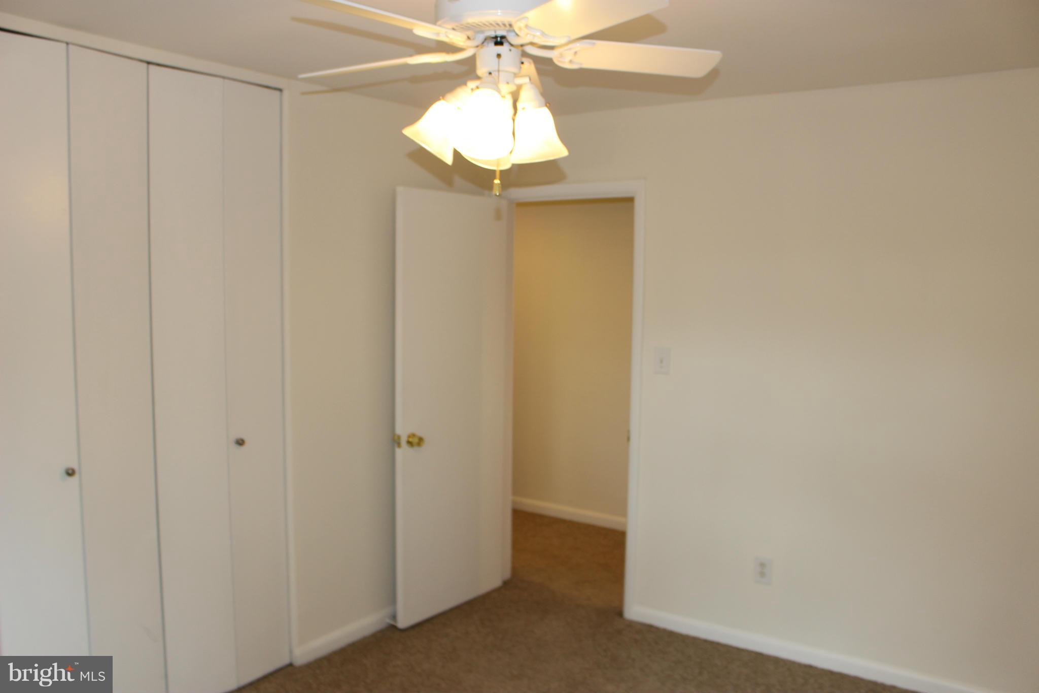 PARKSIDE CONDOMINIUMS - Residential Lease