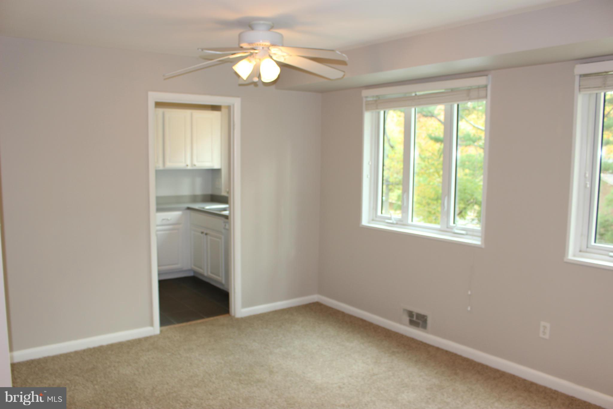 PARKSIDE CONDOMINIUMS - Residential Lease