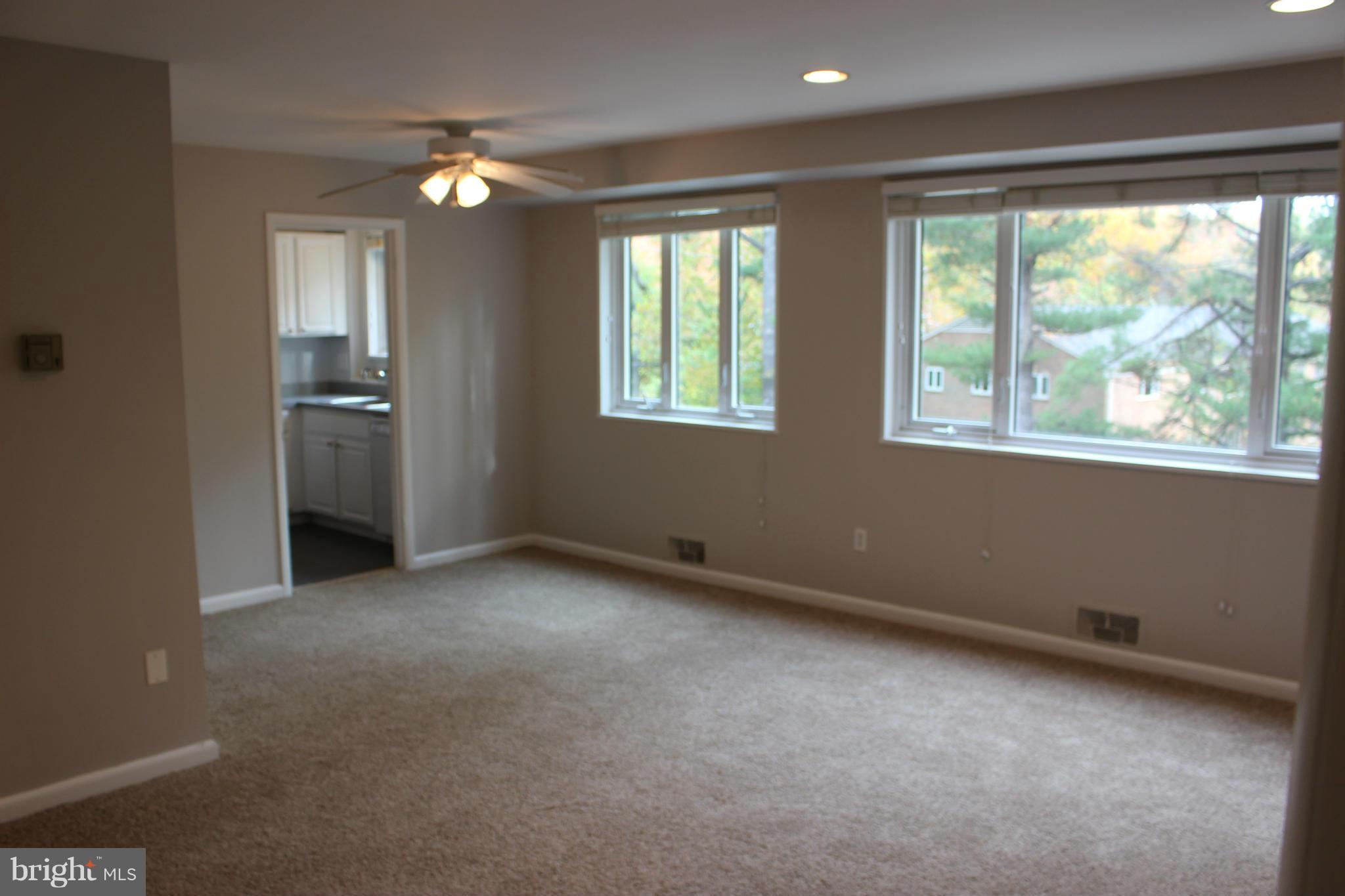 PARKSIDE CONDOMINIUMS - Residential Lease