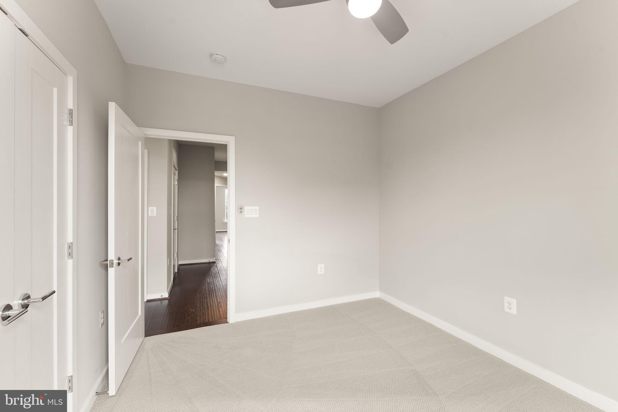CRESCENT PLACE - Residential