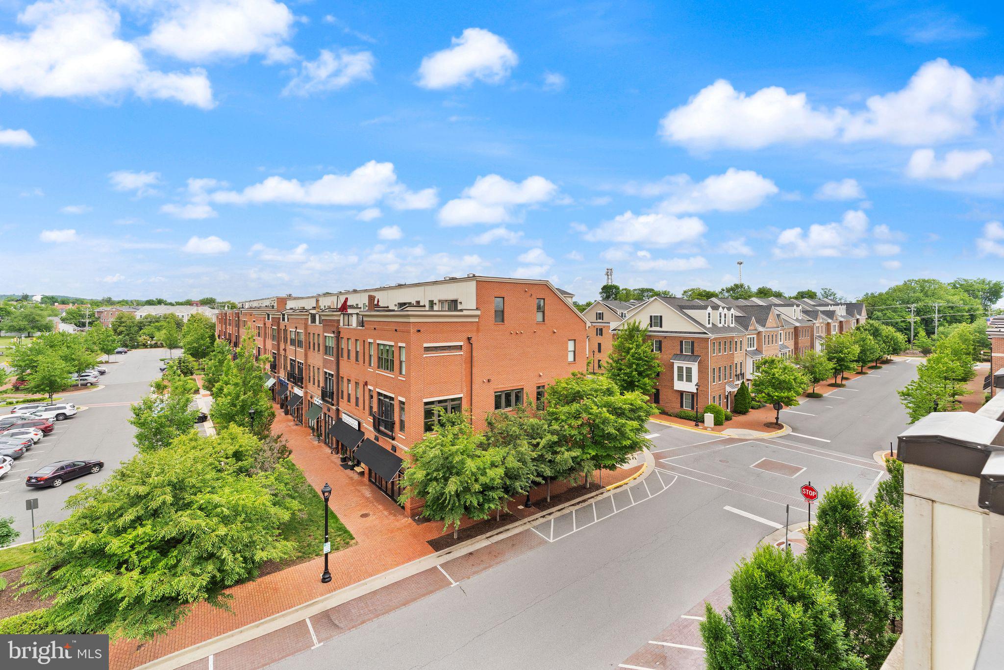 CRESCENT PLACE - Residential
