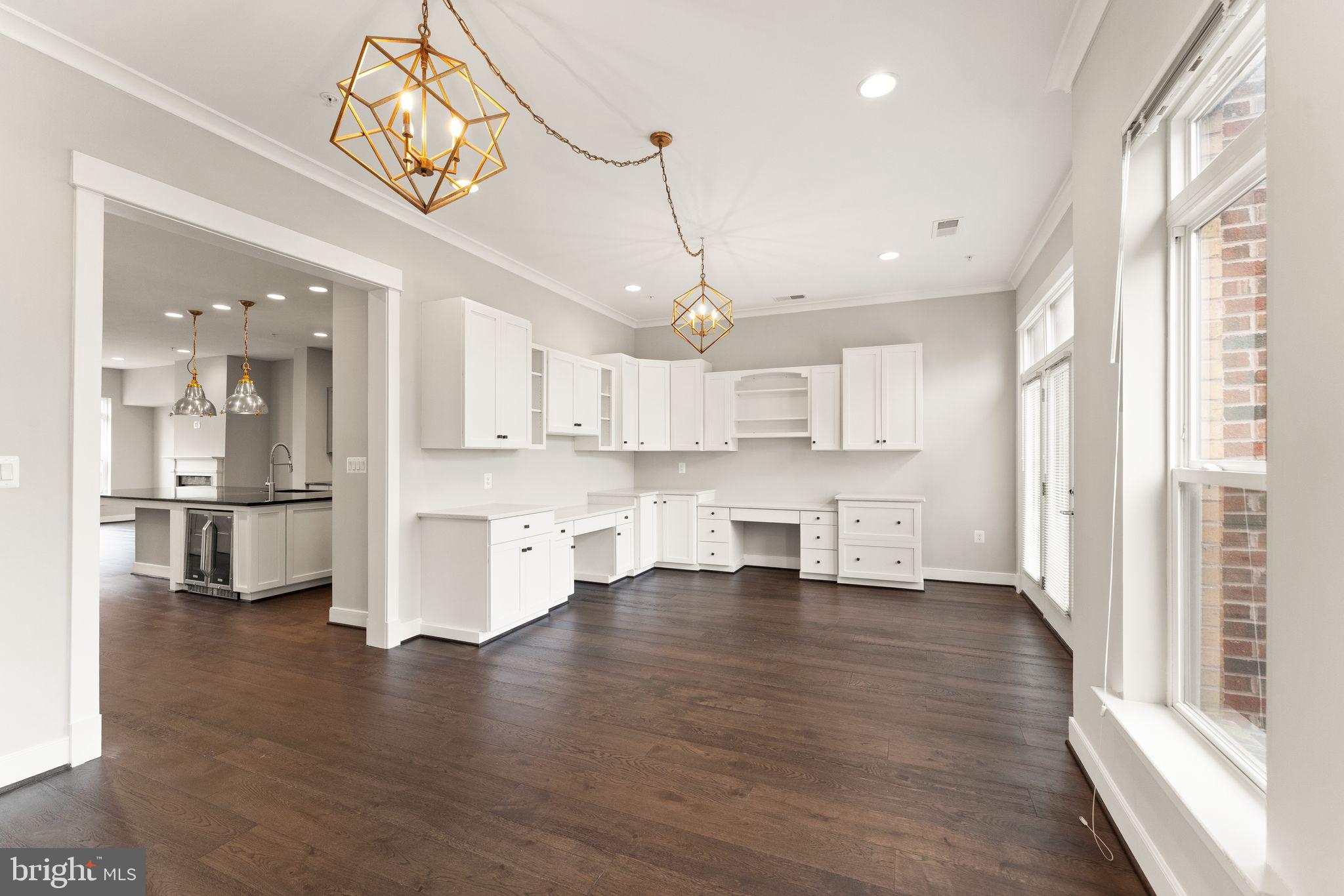 CRESCENT PLACE - Residential