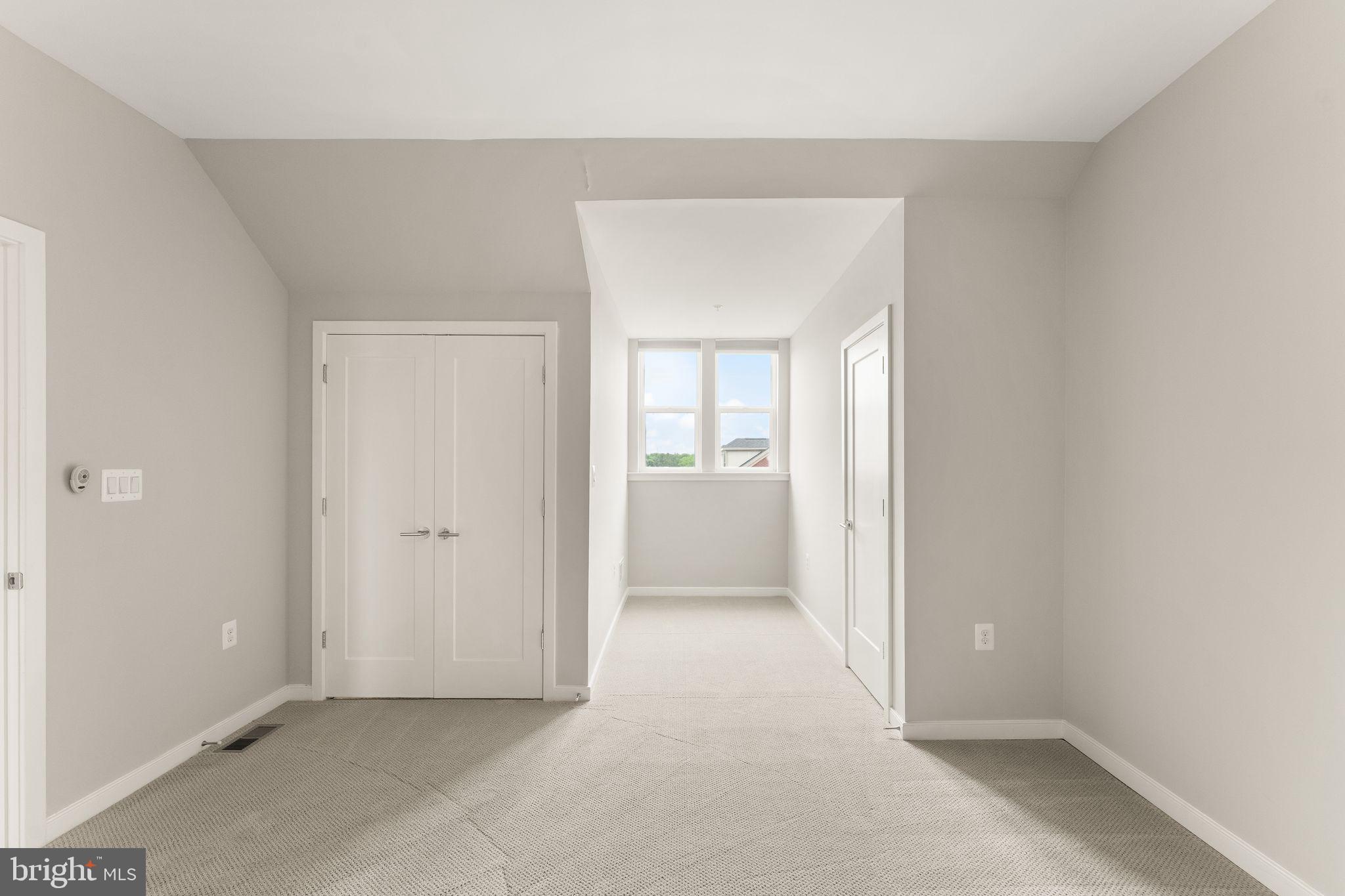 CRESCENT PLACE - Residential