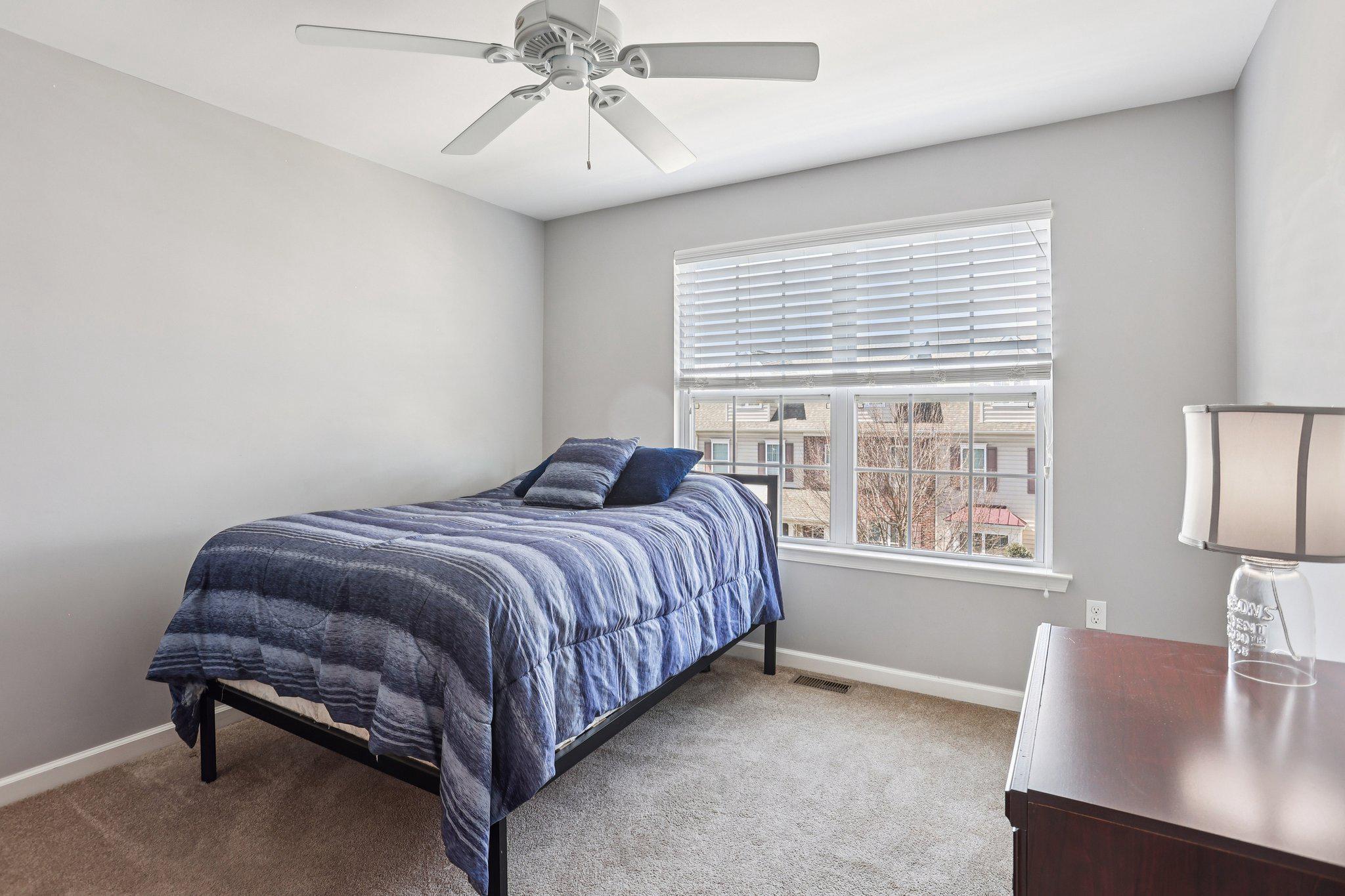 WILLIAMSON SQUARE - Residential