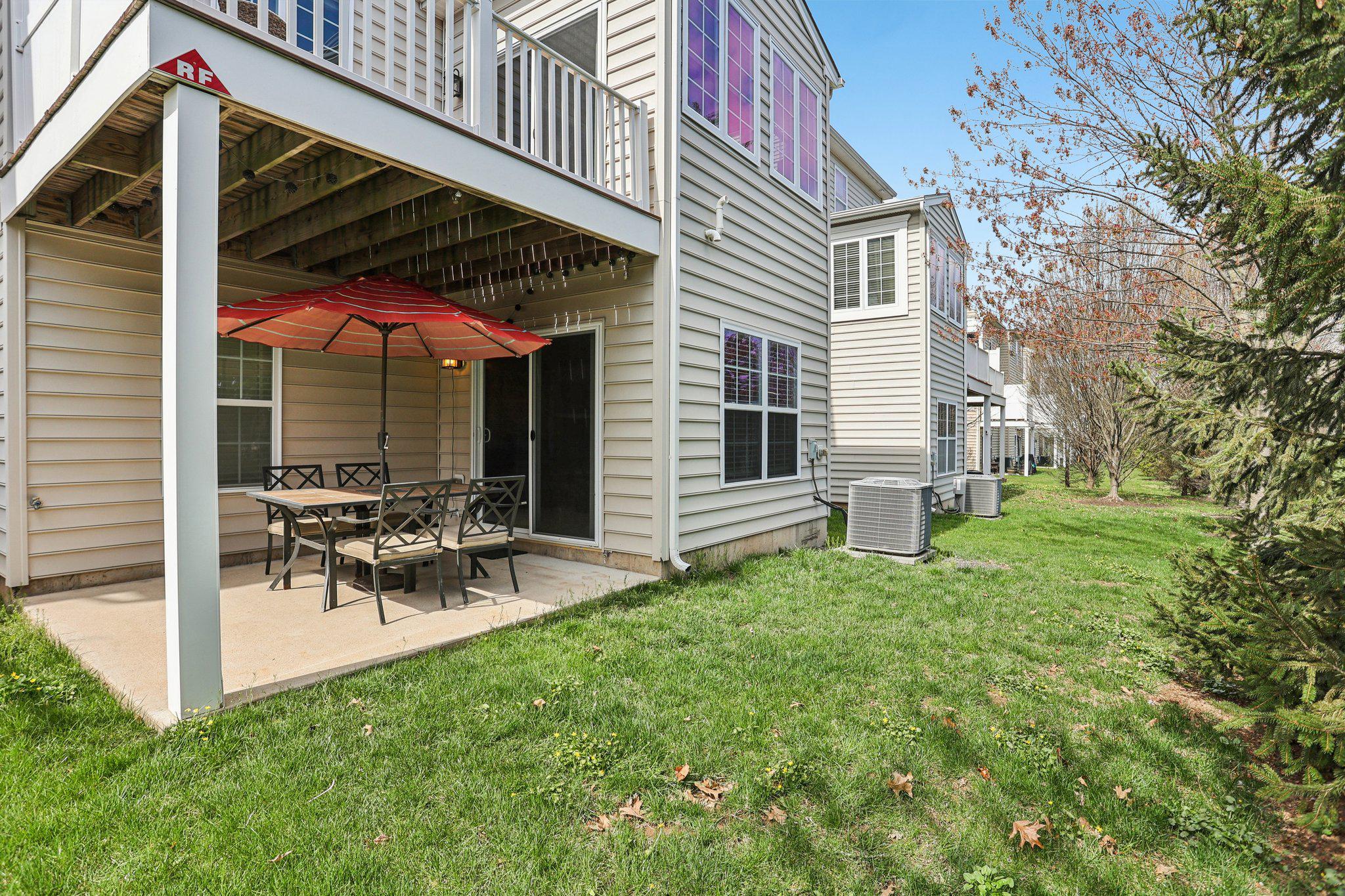 WILLIAMSON SQUARE - Residential