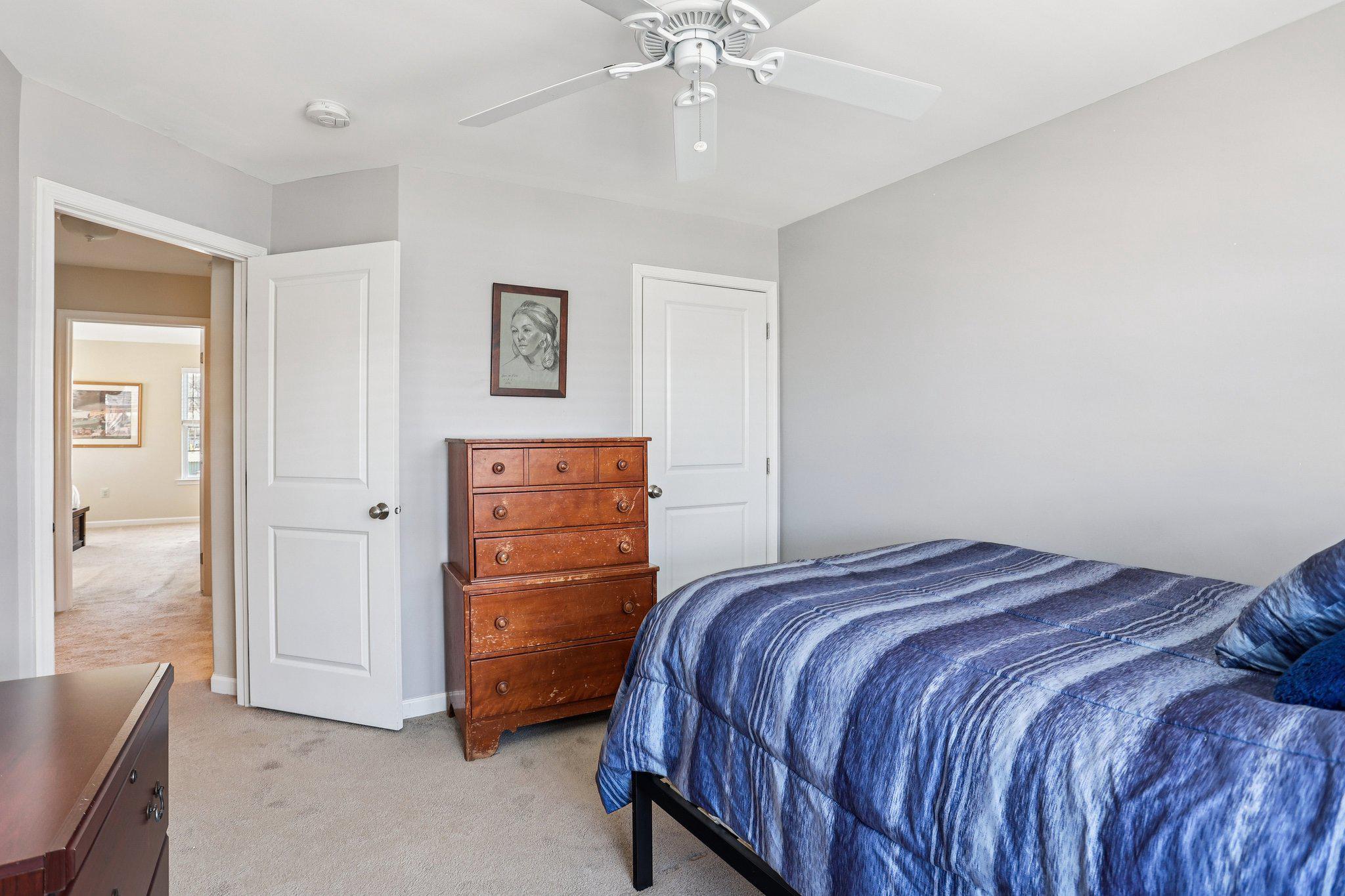 WILLIAMSON SQUARE - Residential