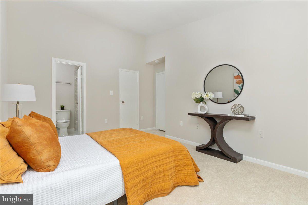 STONINGTON - Residential
