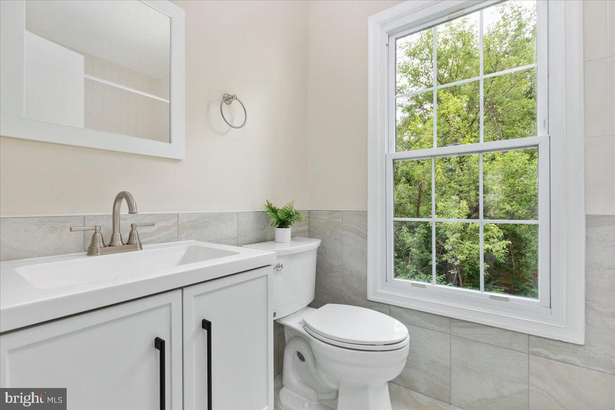 STONINGTON - Residential