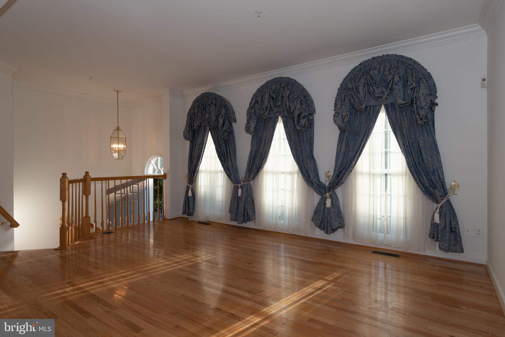 AMBERWOOD - Residential Lease