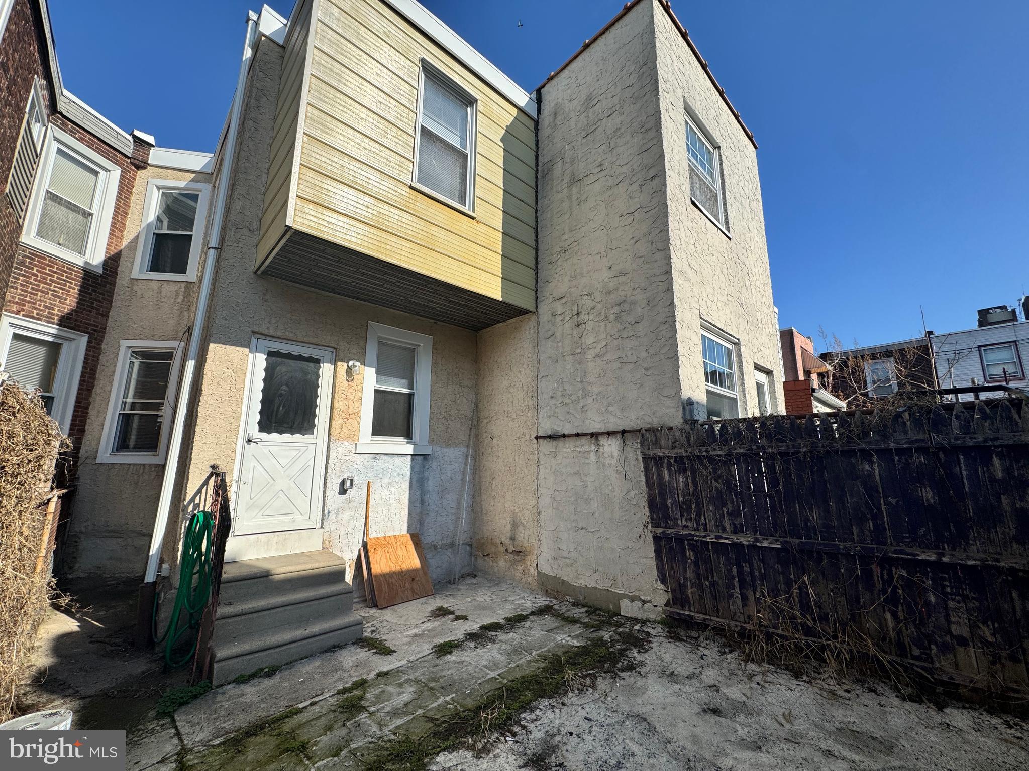 PORT RICHMOND - Residential