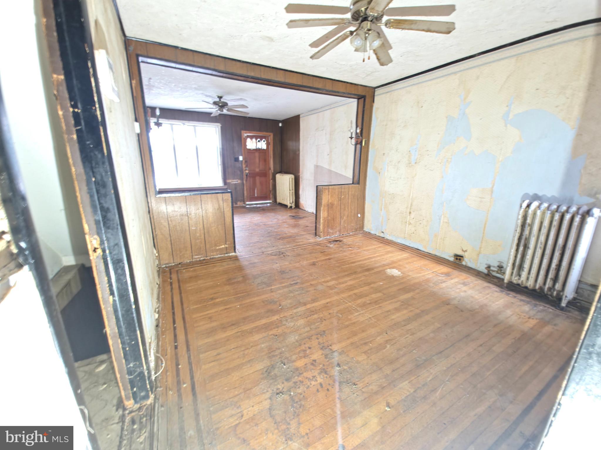 PHILADELPHIA (NORTHEAST) - Residential