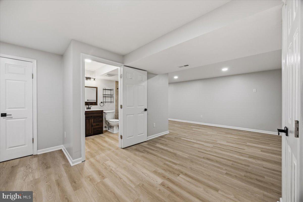 HOWARDS TRUST - Residential