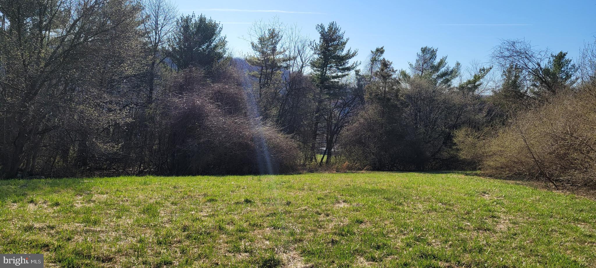 Now is your chance to own this gorgeous 1.62 acre lot and build your dream home right outside of the Frederick City limits. Perc approved for a 3 bedroom home. This one is a must see!