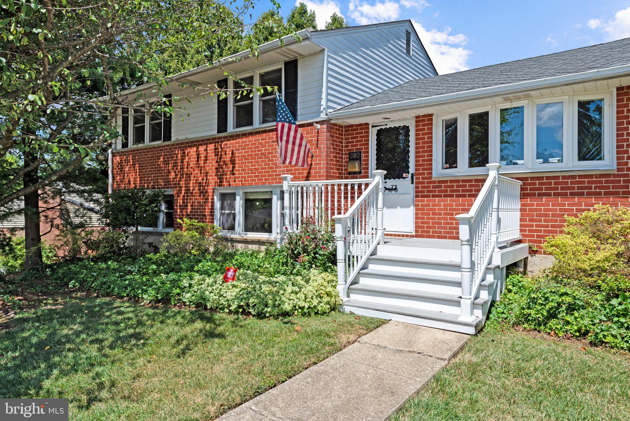 FOUNTAIN HILL - Residential