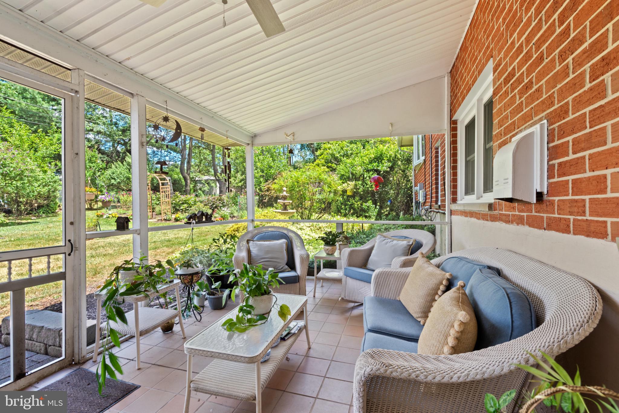 FOUNTAIN HILL - Residential