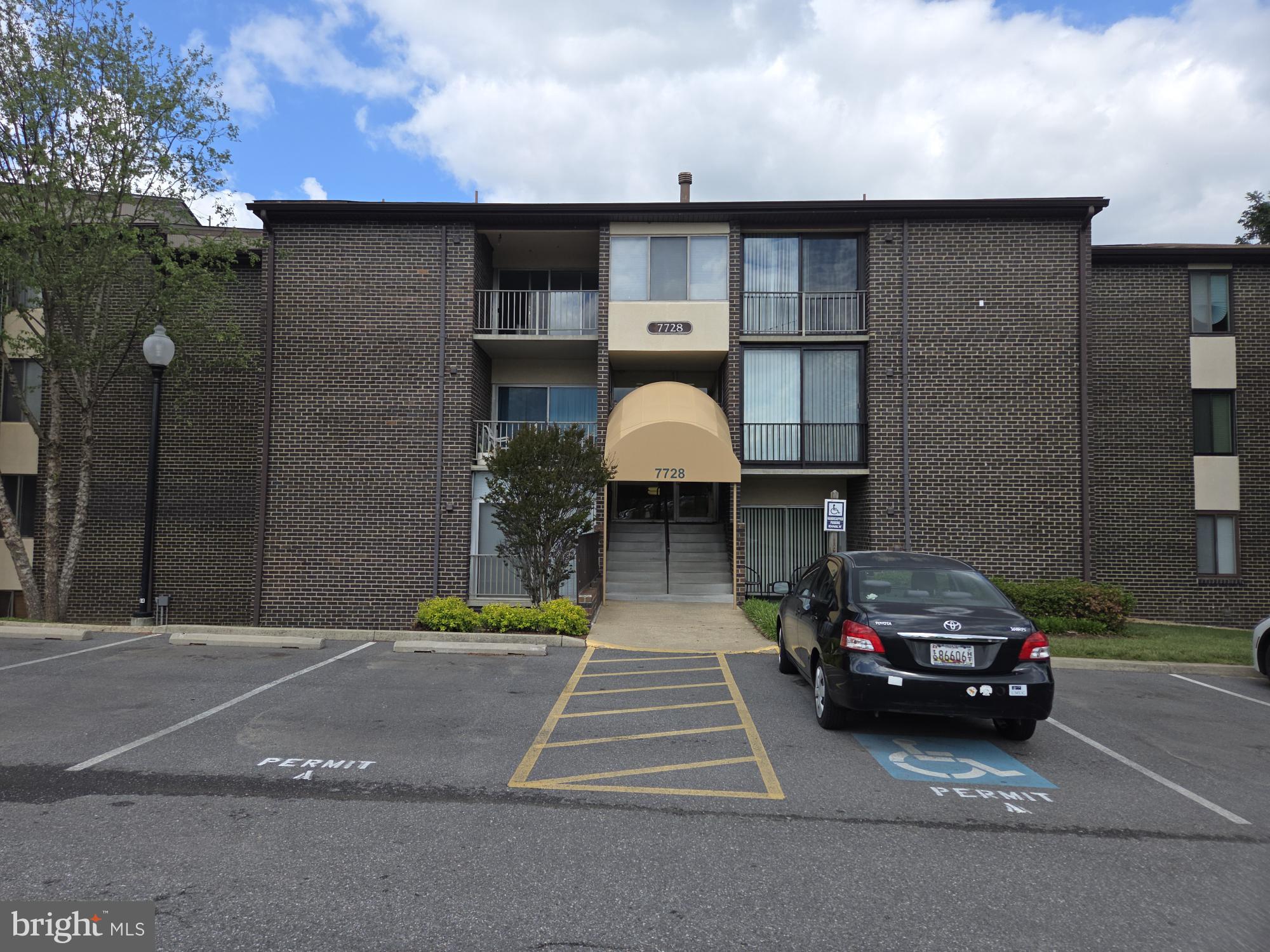 Very nice top floor unit, freshly painted, new carpets, and more.  2 BRs 1 bath. Nice covered balcony.  Great location close to shopping, public transportation, main traveling arteries.  Easy access to Baltimore, and Washington DC.