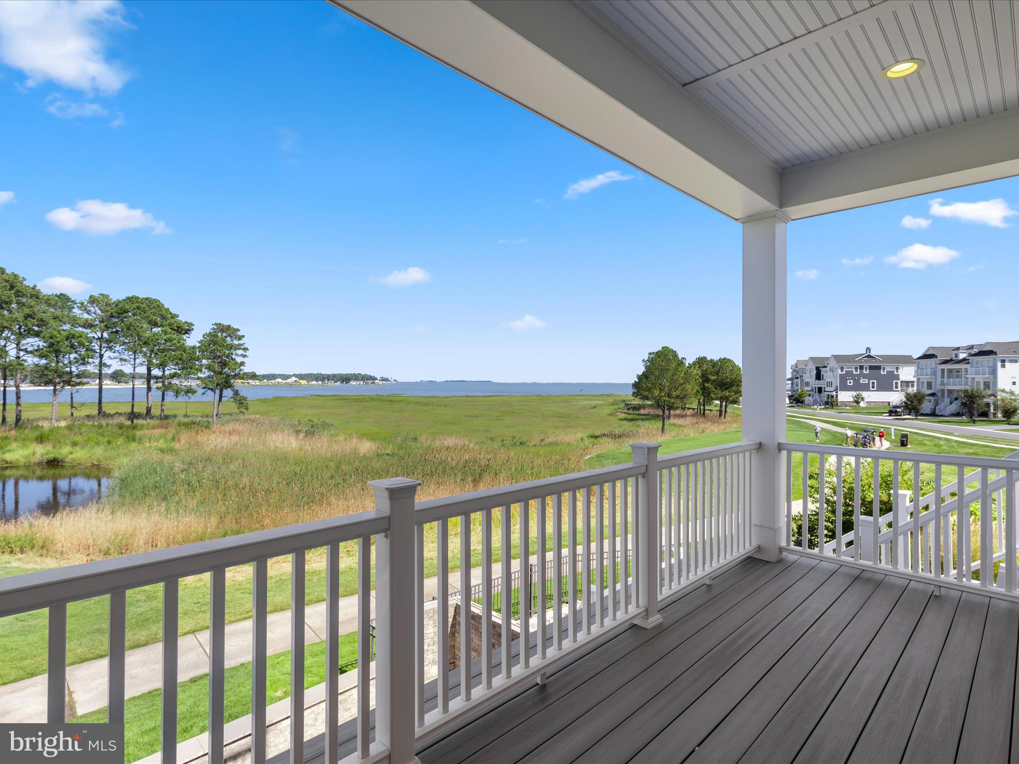 PENINSULA - Residential