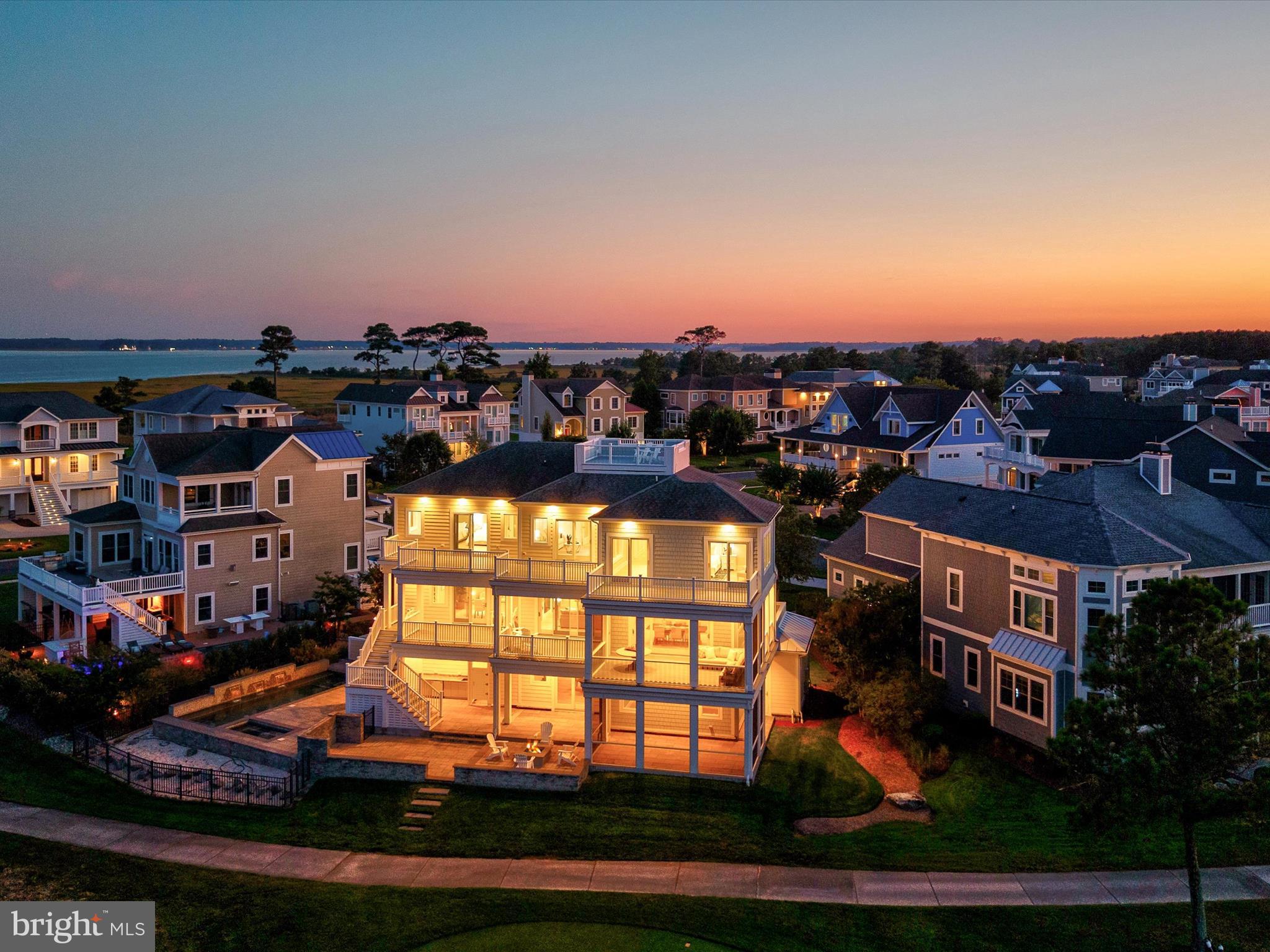 PENINSULA - Residential