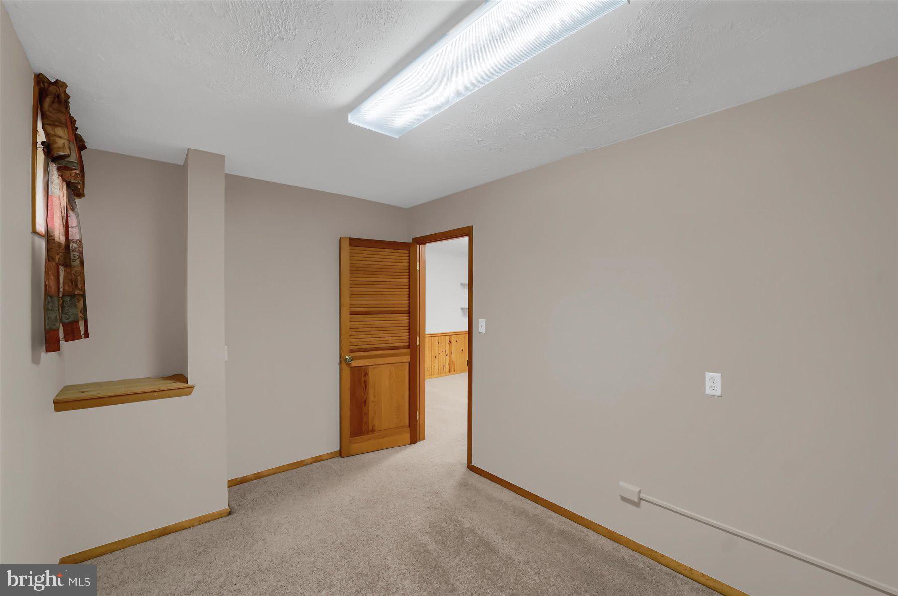 AARON VILLAGE - Residential