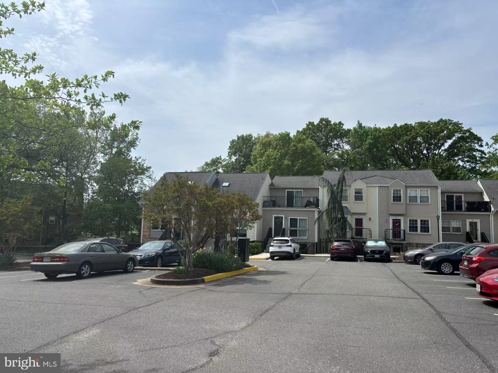 BEDFORD PARK - Residential