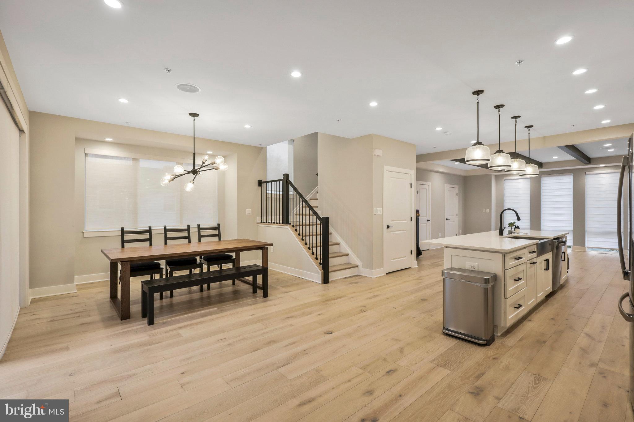 LEE LANDING PARK - Residential