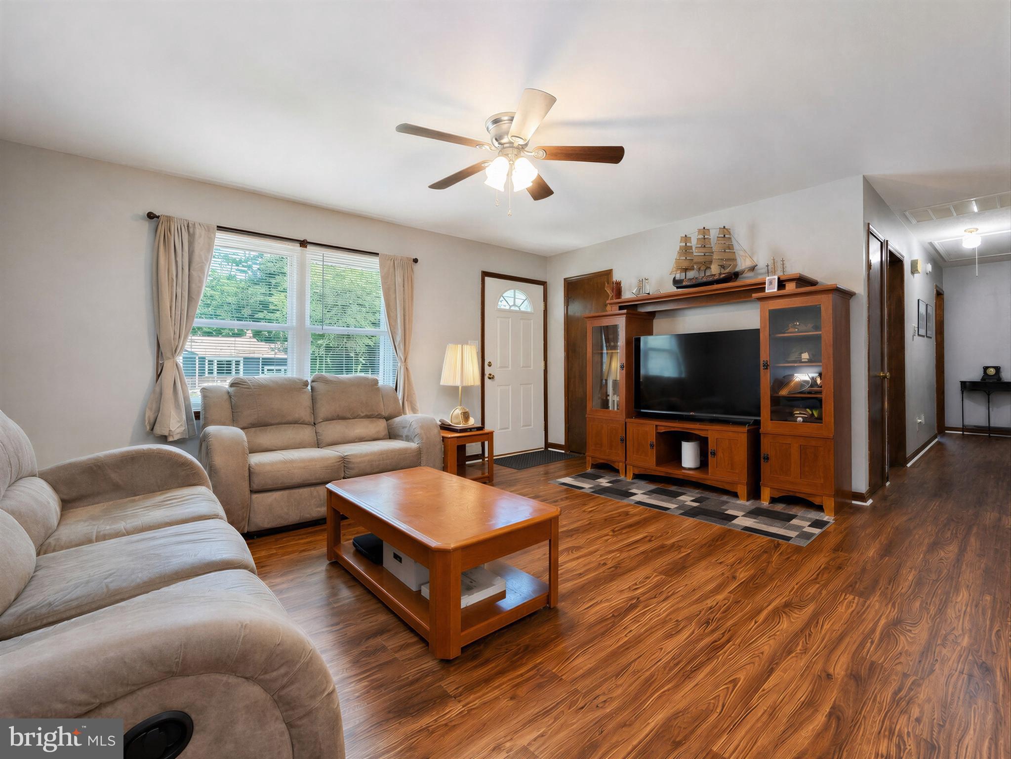 CEDAR COVE - Residential