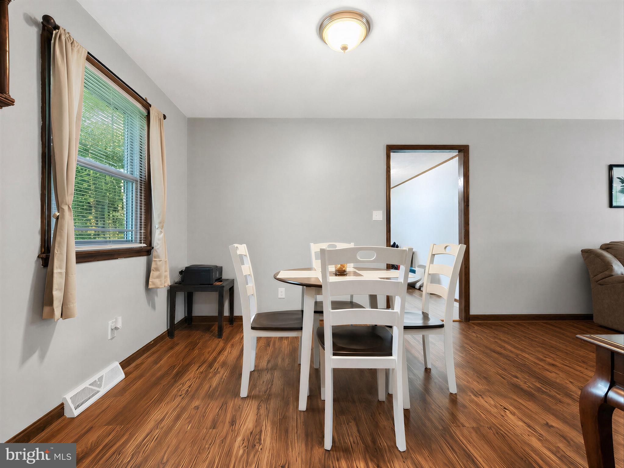 CEDAR COVE - Residential