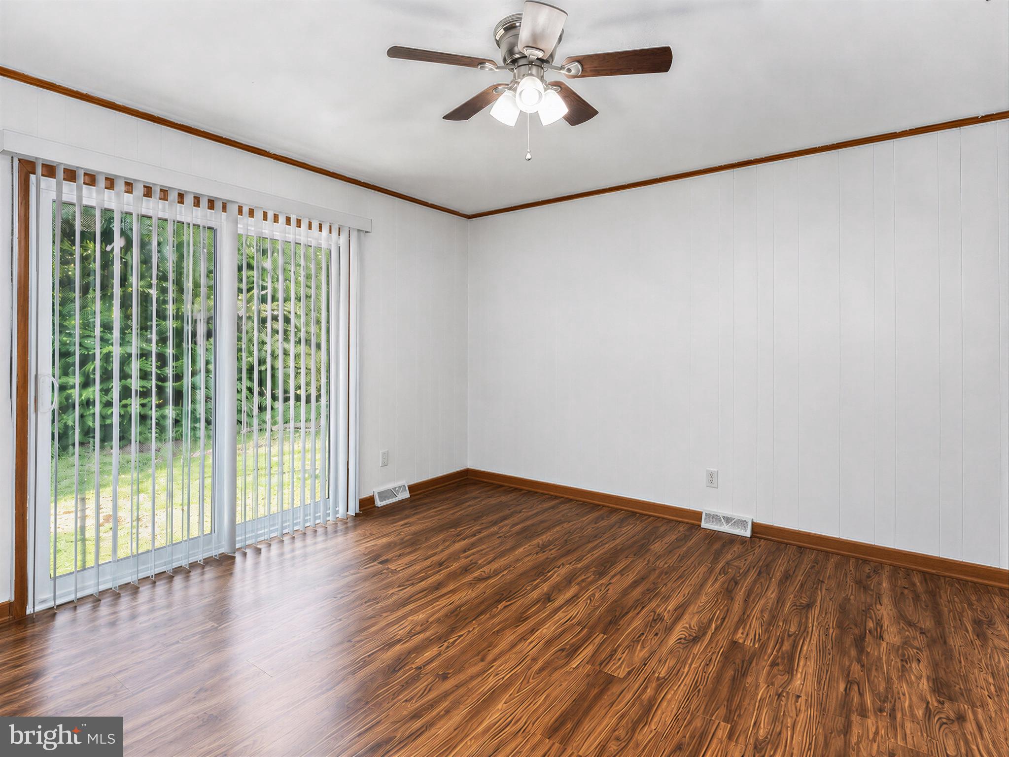 CEDAR COVE - Residential