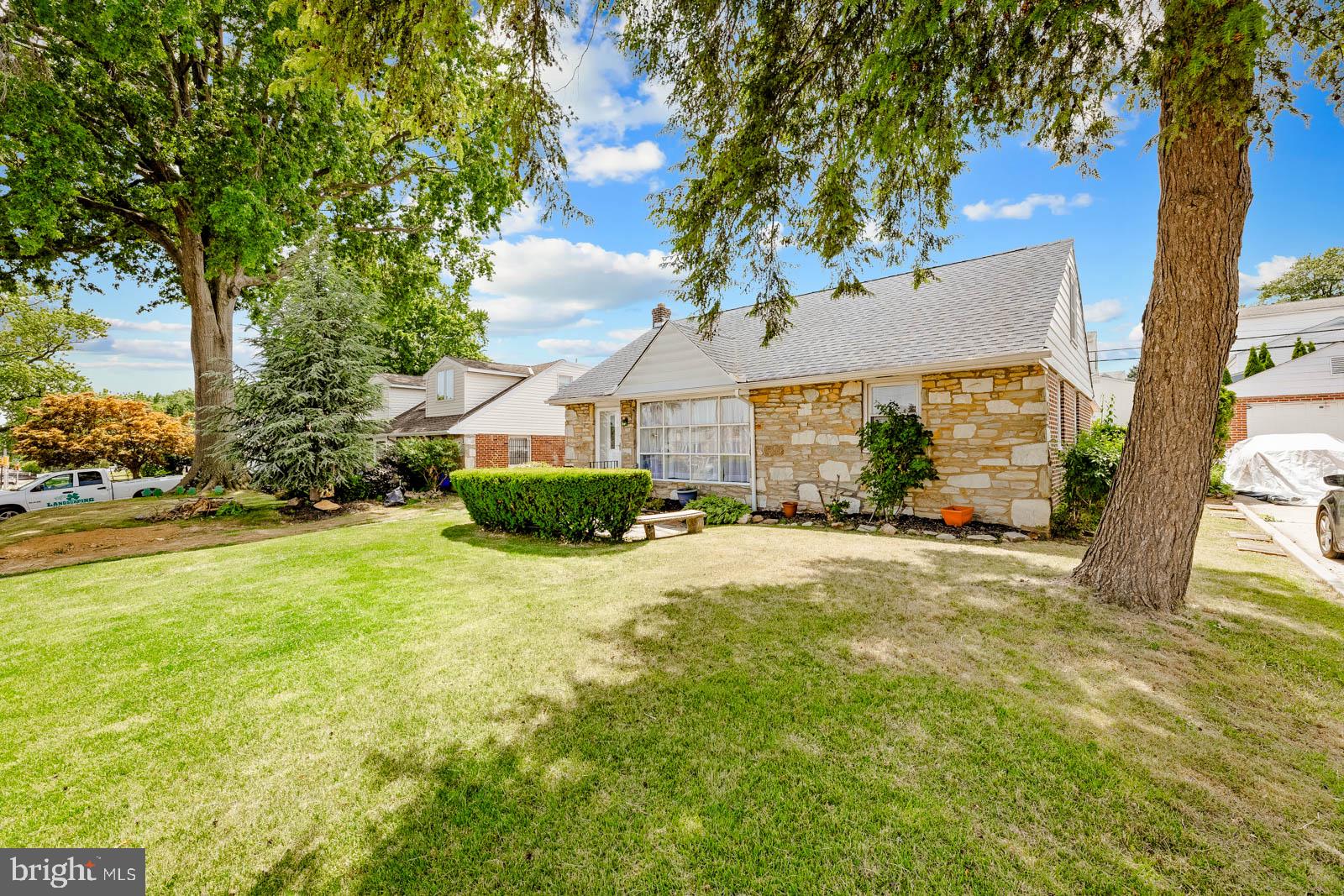 WINCHESTER PARK - Residential