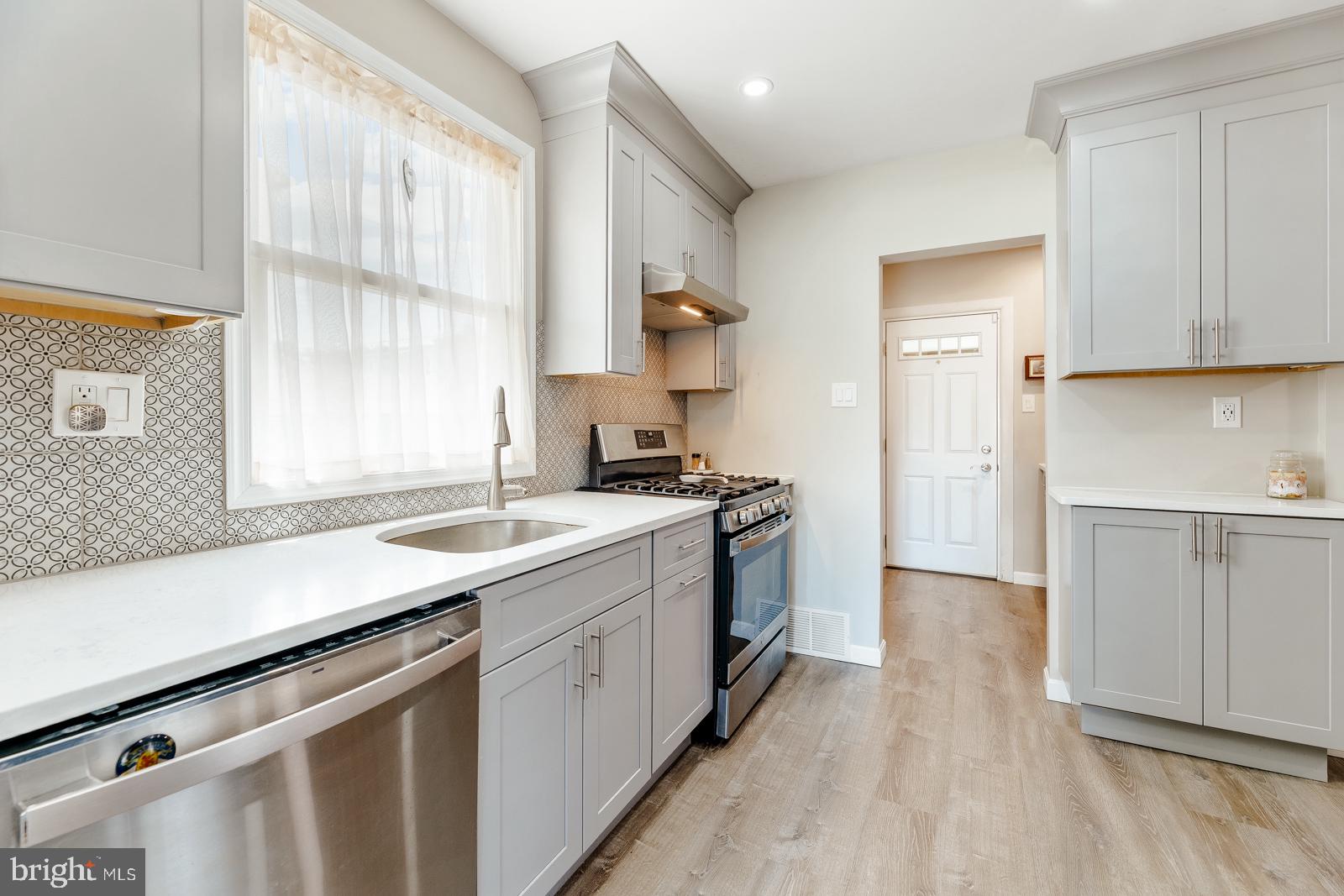WINCHESTER PARK - Residential