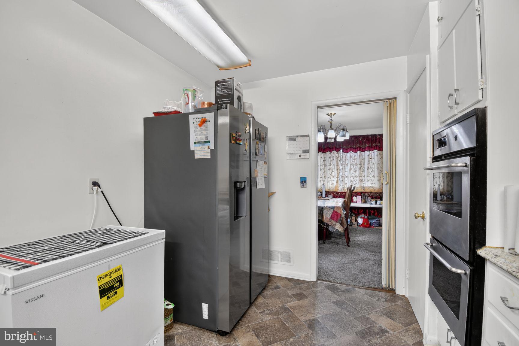 OAKVIEW - Residential