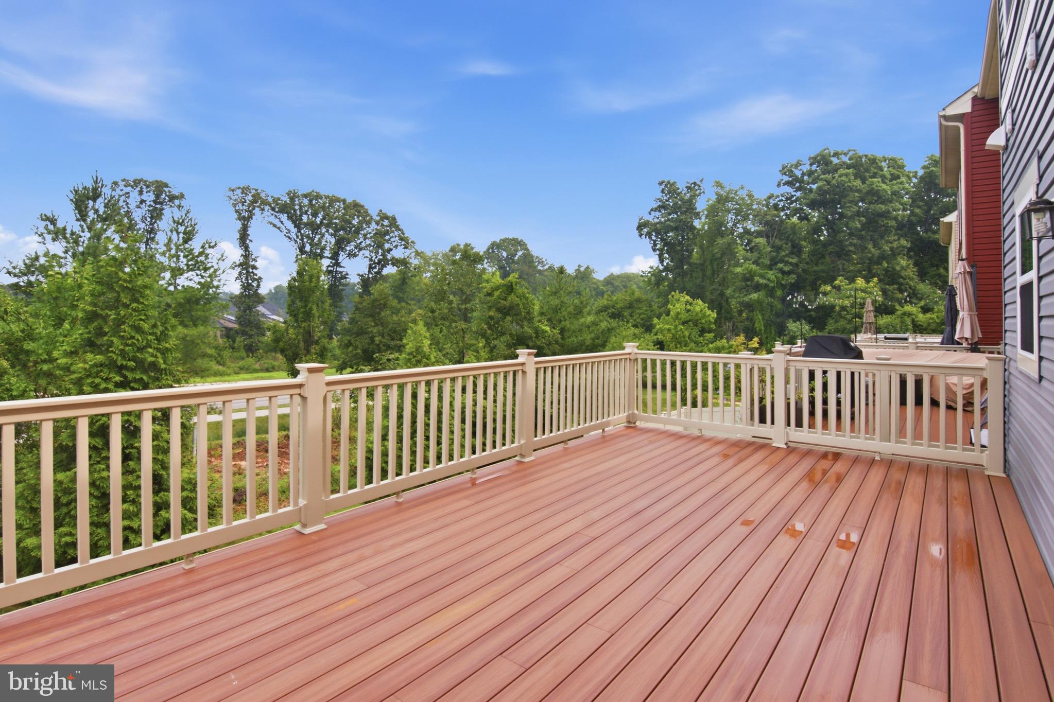CREEKSIDE VILLAGE AT TANYARD SPRINGS - Residential