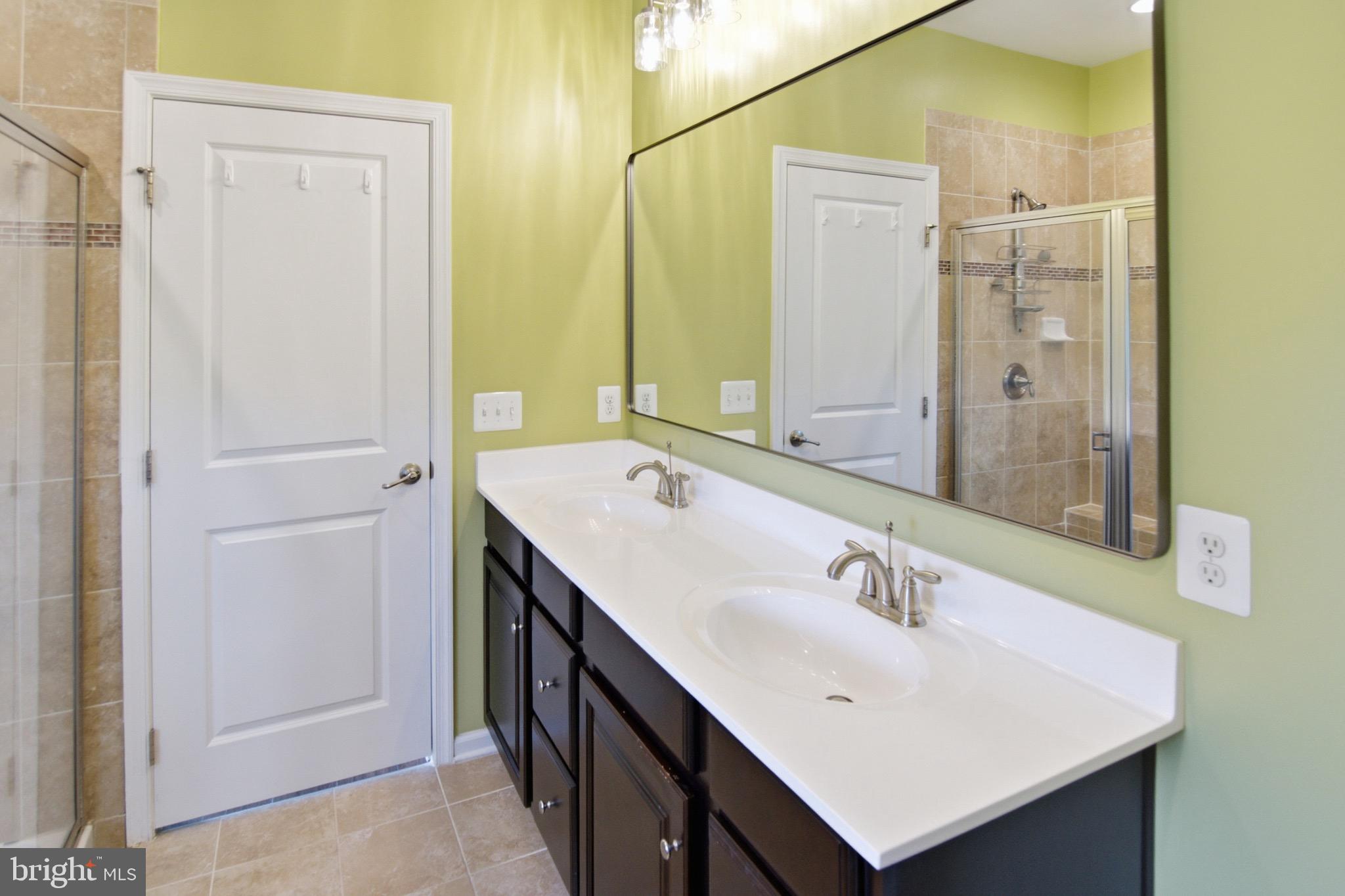 CREEKSIDE VILLAGE AT TANYARD SPRINGS - Residential
