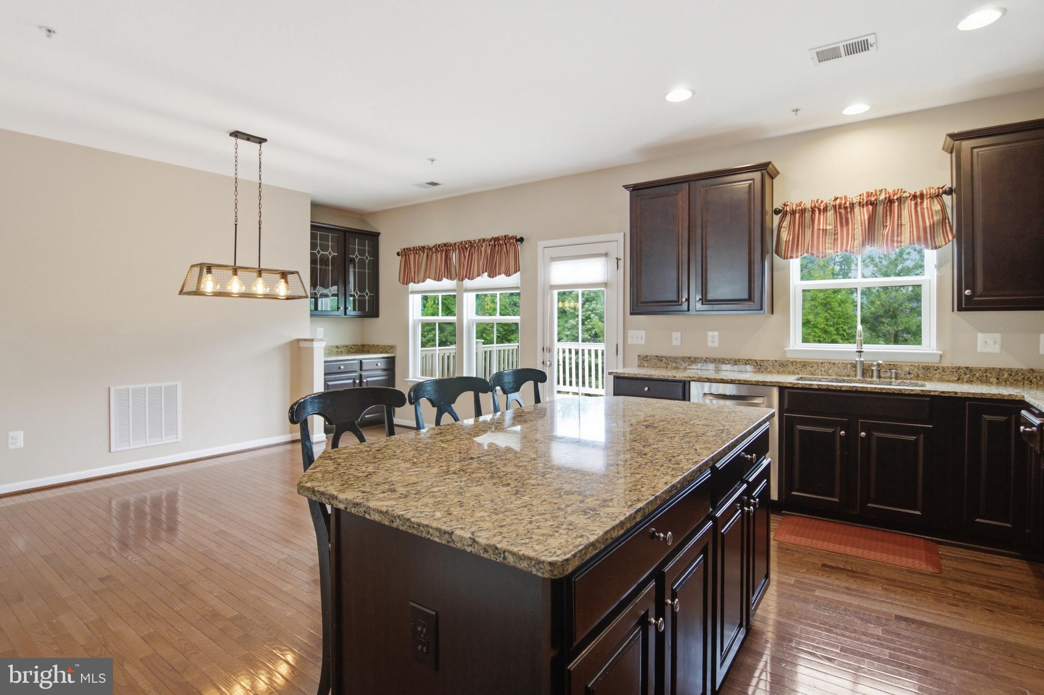 CREEKSIDE VILLAGE AT TANYARD SPRINGS - Residential