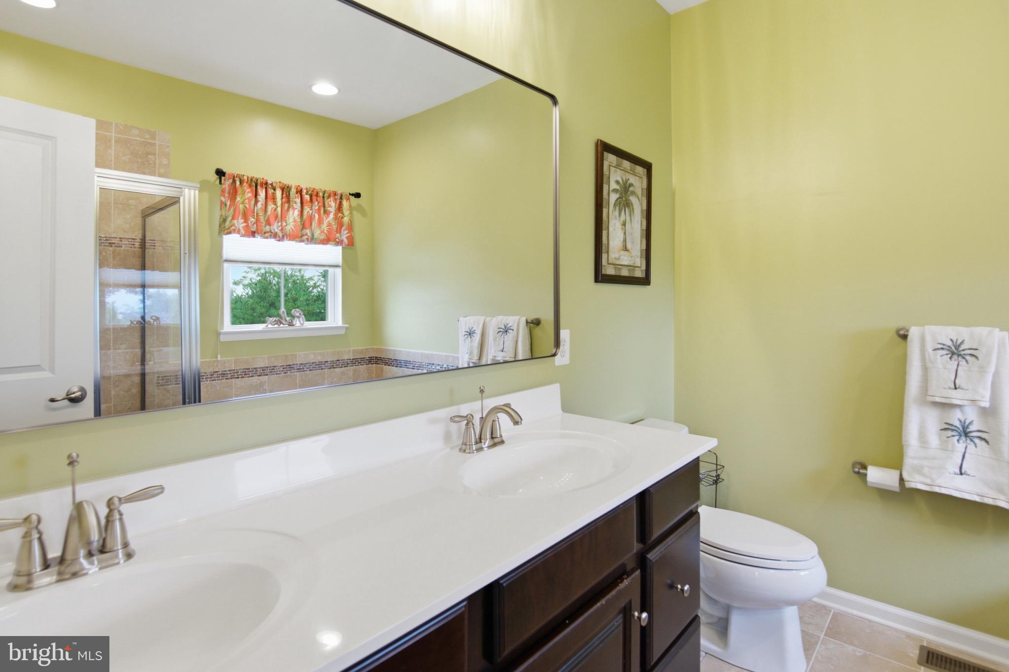 CREEKSIDE VILLAGE AT TANYARD SPRINGS - Residential