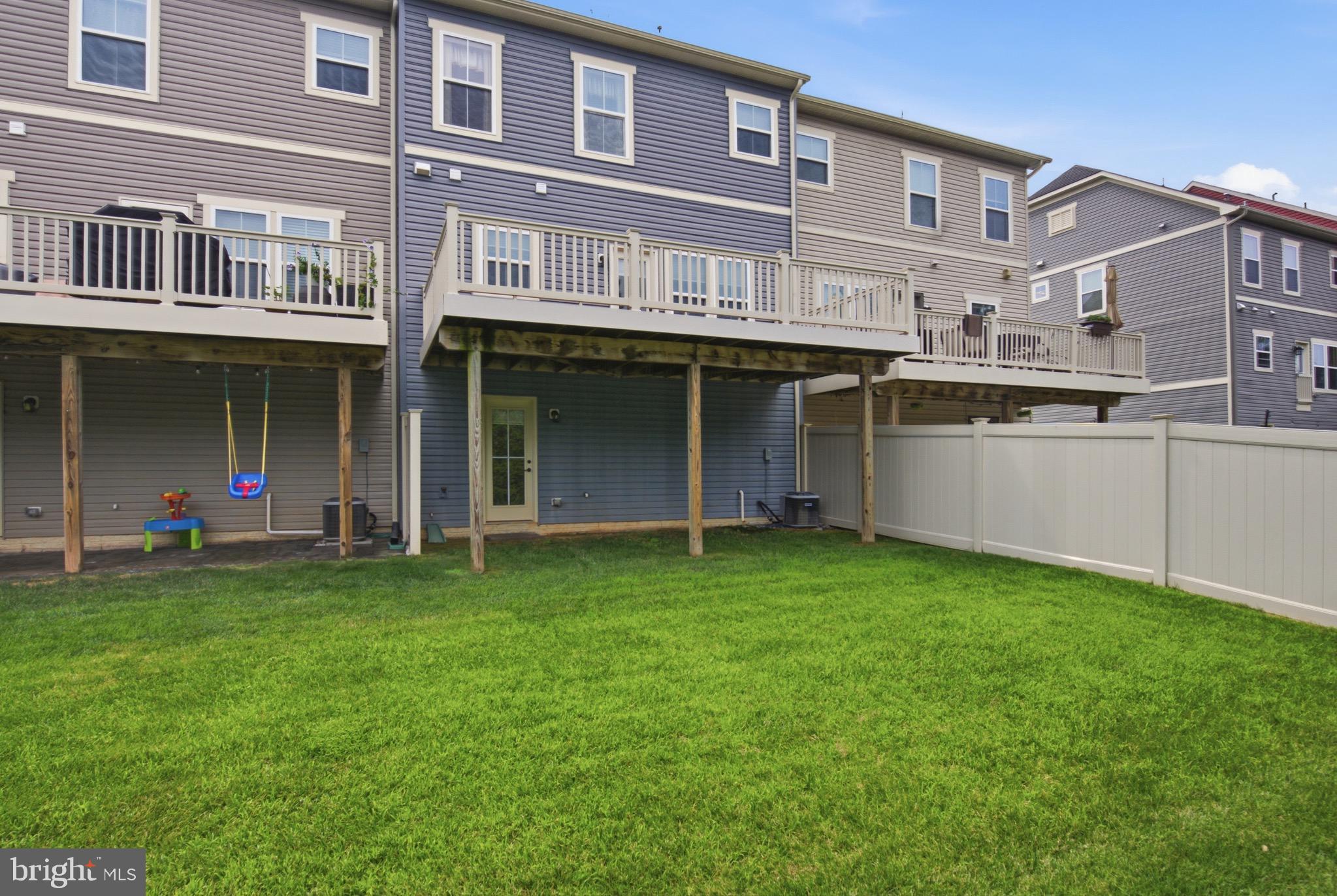 CREEKSIDE VILLAGE AT TANYARD SPRINGS - Residential