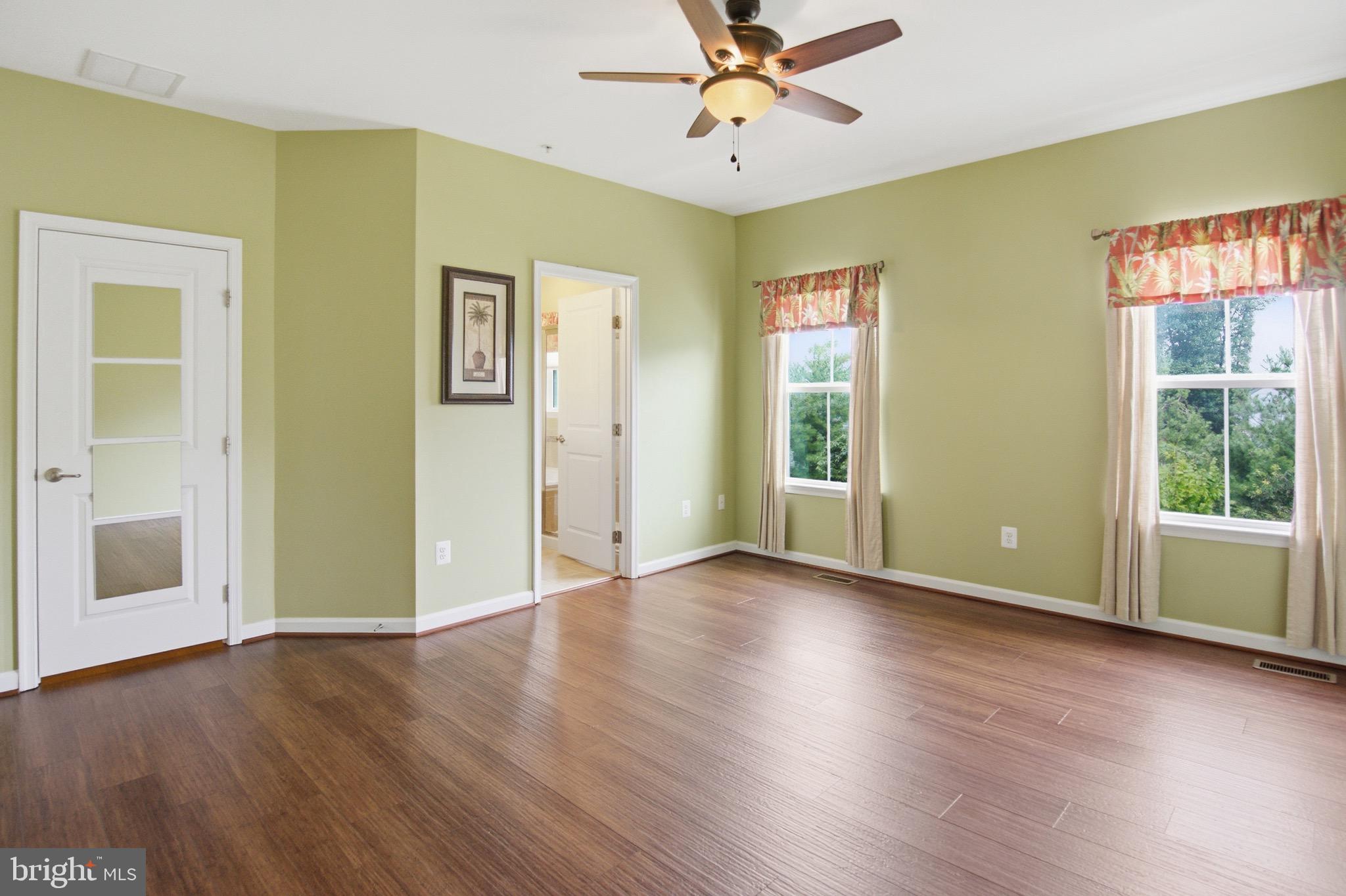 CREEKSIDE VILLAGE AT TANYARD SPRINGS - Residential