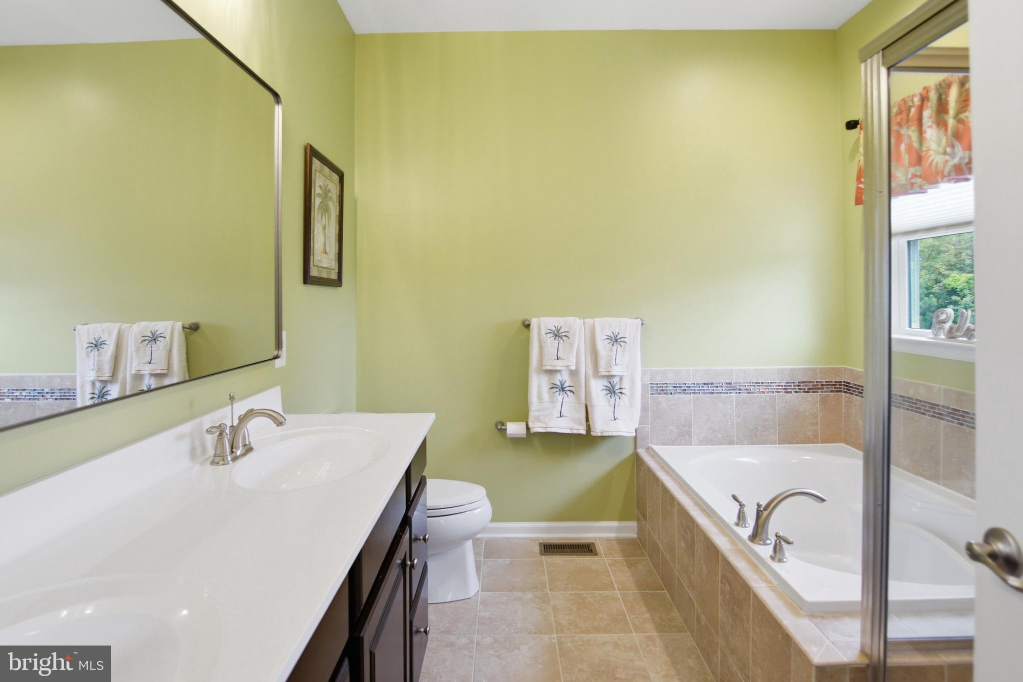 CREEKSIDE VILLAGE AT TANYARD SPRINGS - Residential