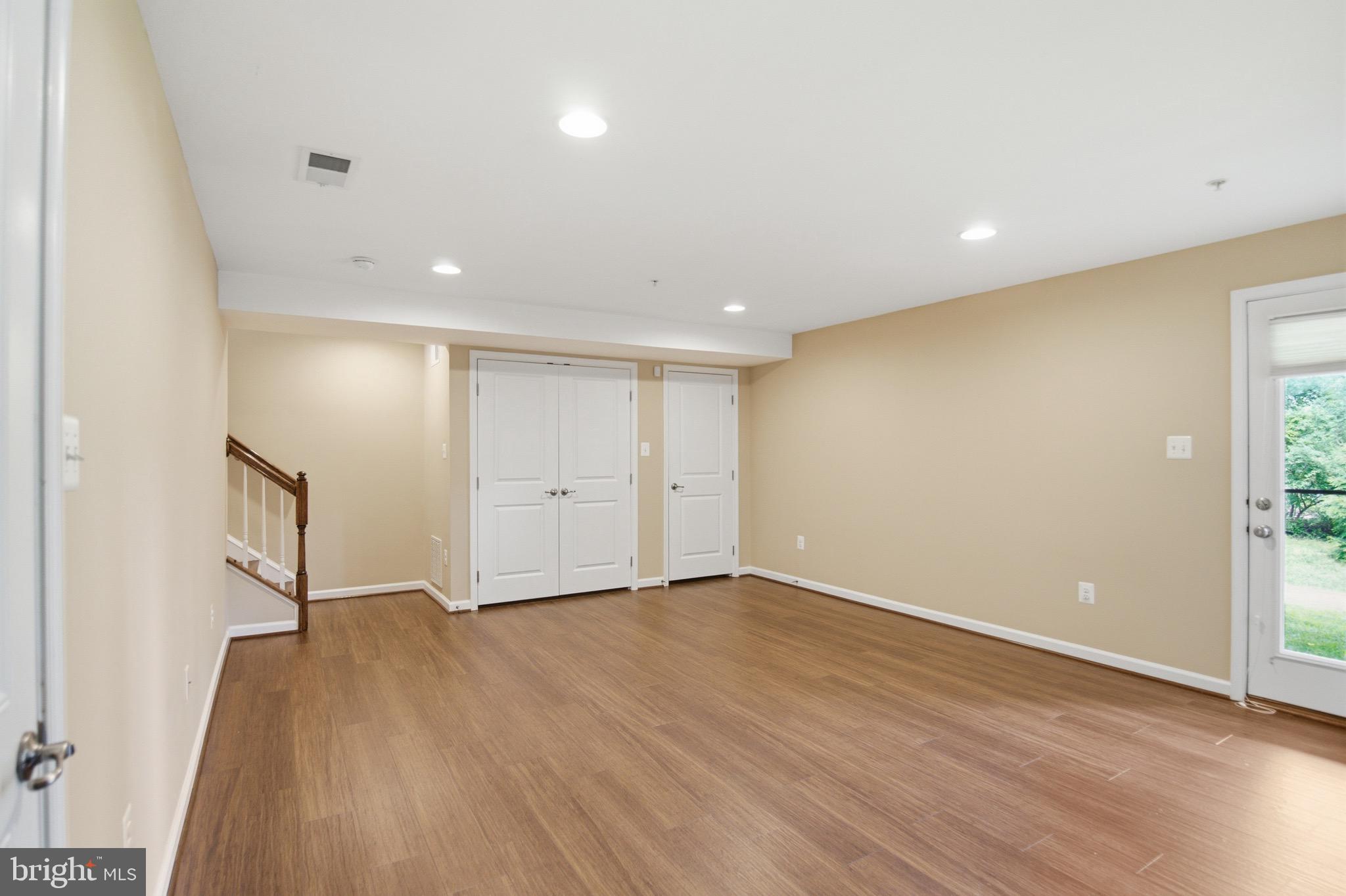 CREEKSIDE VILLAGE AT TANYARD SPRINGS - Residential