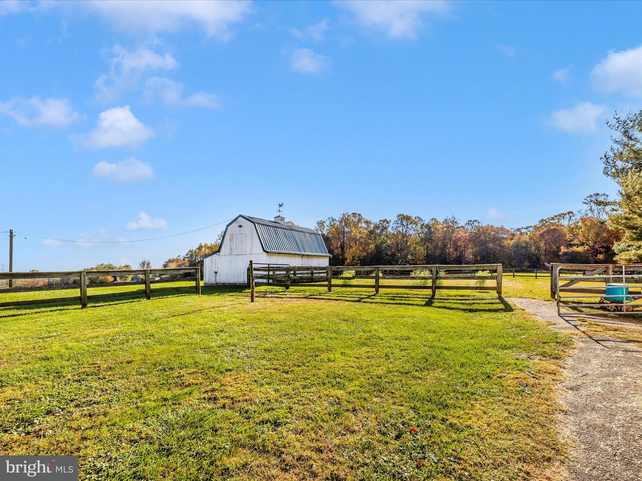 BARNESVILLE OUTSIDE - Residential