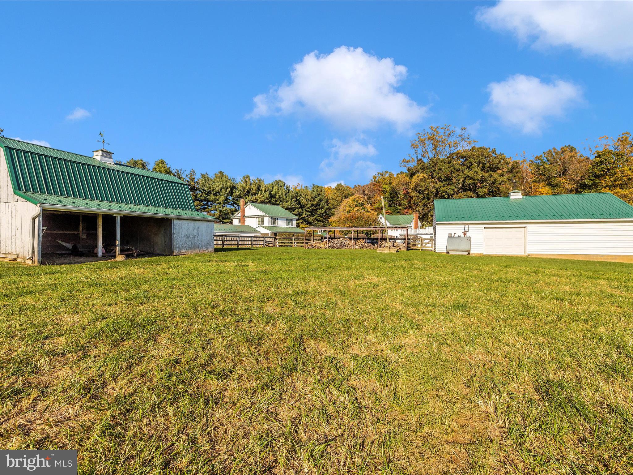 BARNESVILLE OUTSIDE - Residential